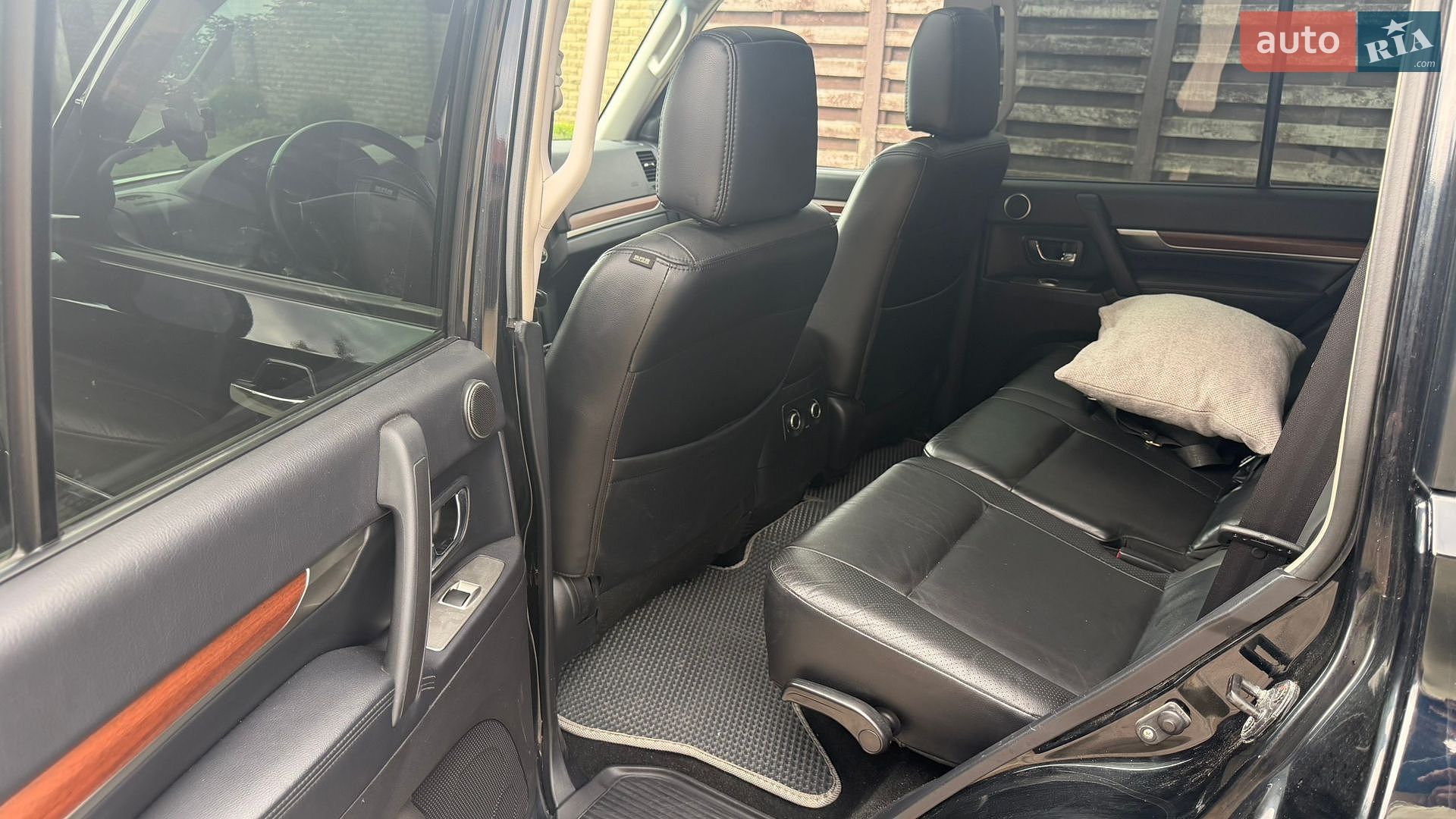 Mitsubishi Pajero Wagon 2008 VIN JMYLRV93W8J003823 фото оголошення 78 з 86