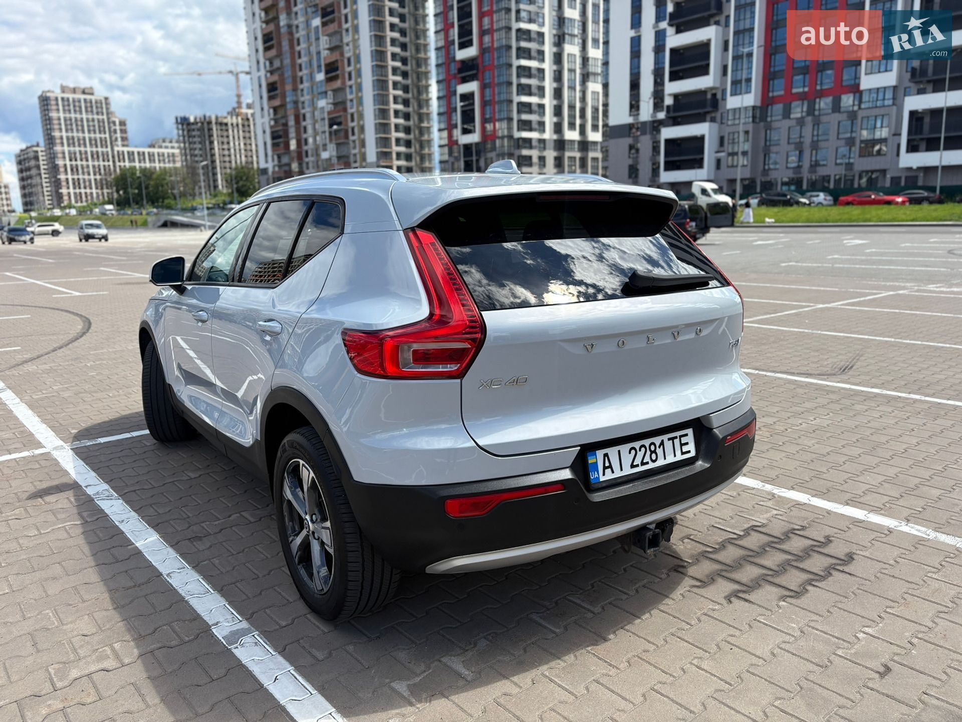 Volvo XC40 2020 VIN YV4162UK4L2306828 фото оголошення 5 з 30