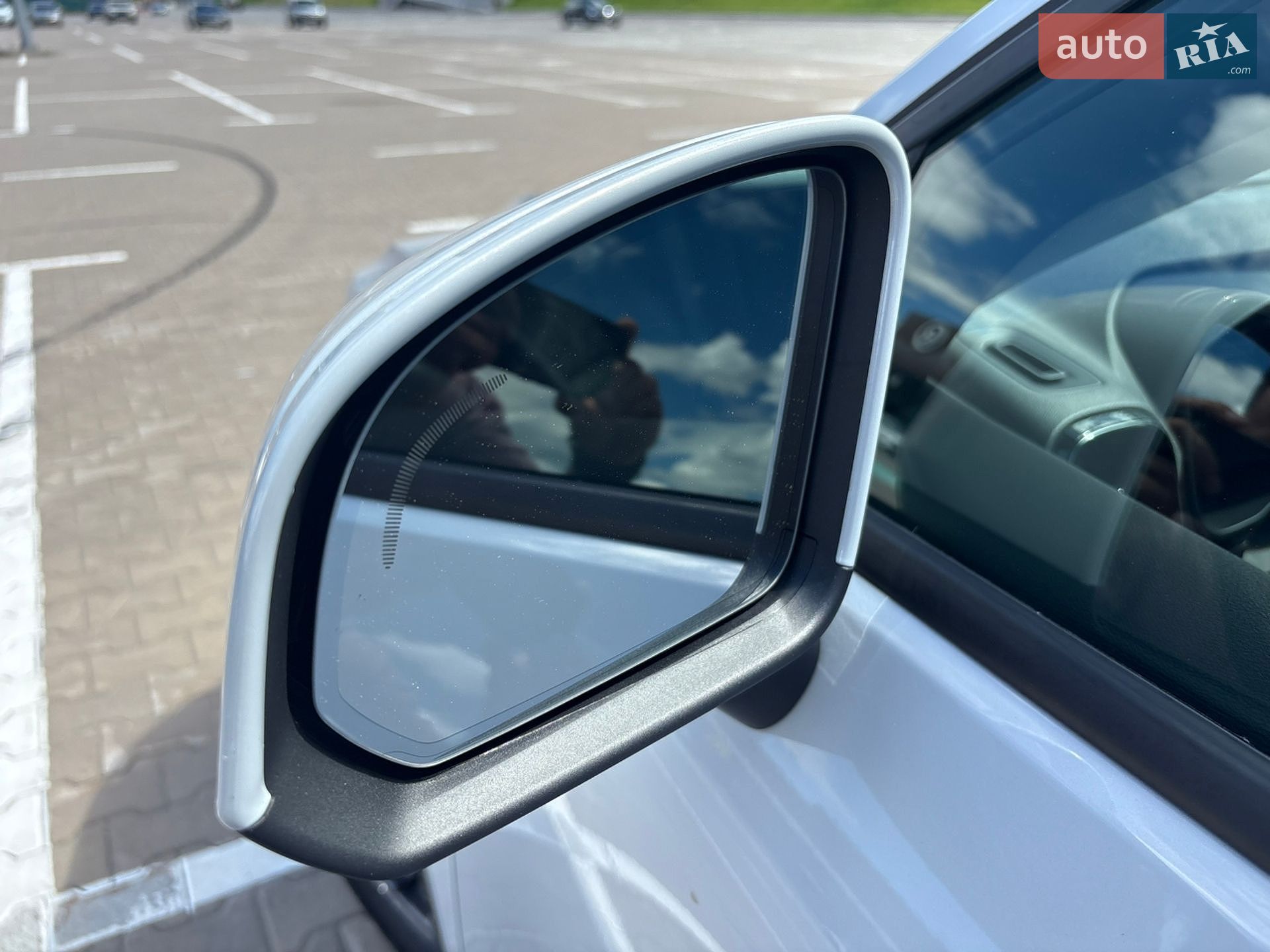 Volvo XC40 2020 VIN YV4162UK4L2306828 фото оголошення 9 з 30