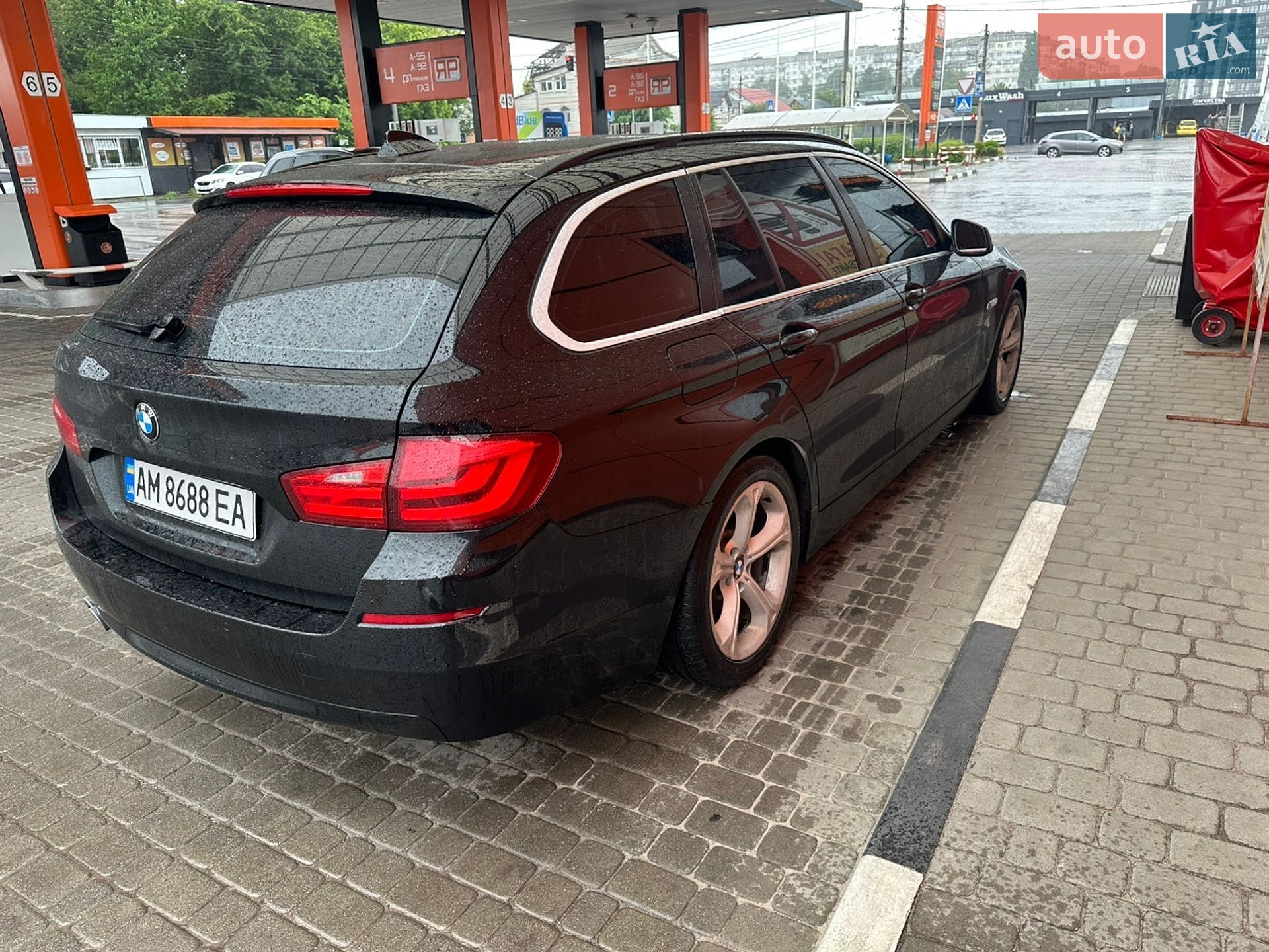 BMW 5 Series 2012 VIN WBAMX11040DY06415 фото оголошення 4 з 16