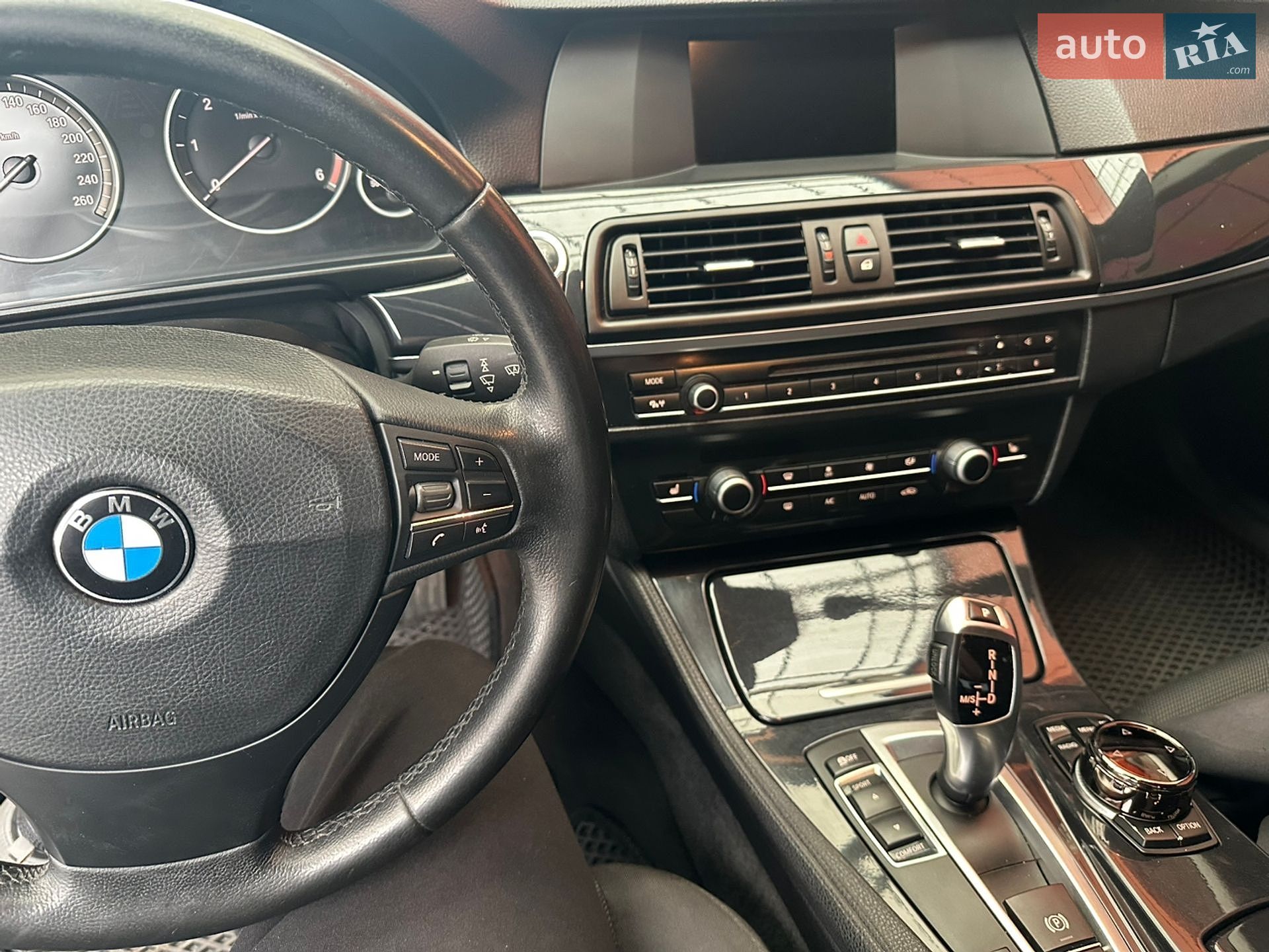 BMW 5 Series 2012 VIN WBAMX11040DY06415 фото оголошення 6 з 16