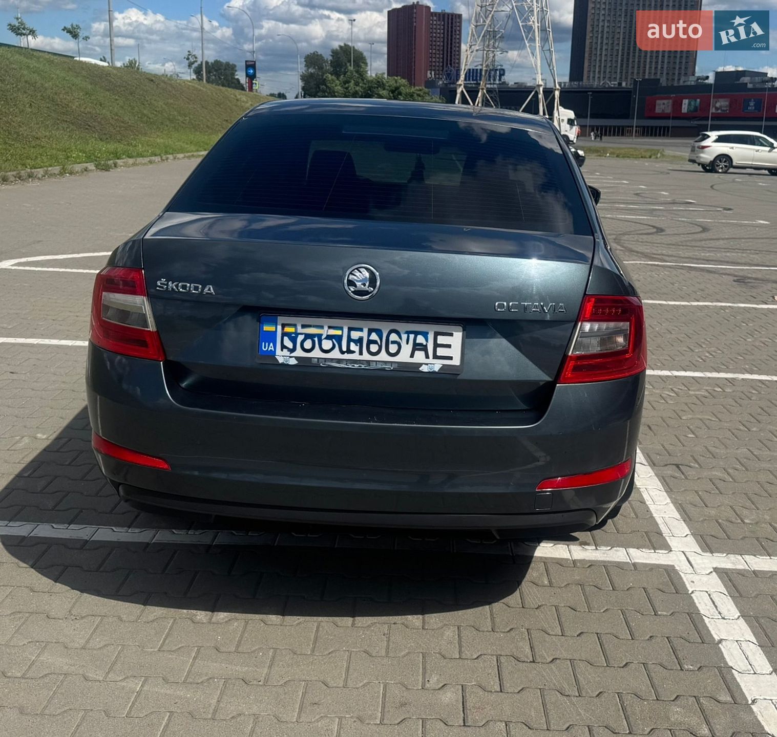 Skoda Octavia 2017 VIN TMBAN2NE2JB006975 фото оголошення 5 з 14