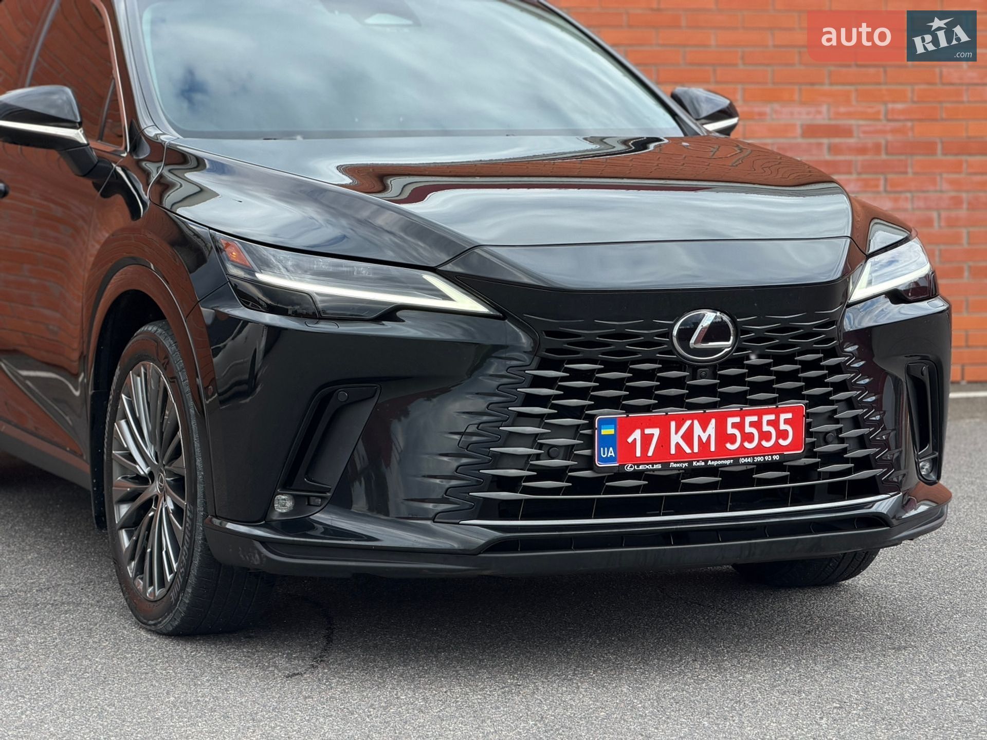 Lexus RX 2025 VIN JTJCJMGA5S2025450 фото оголошення 3 з 24