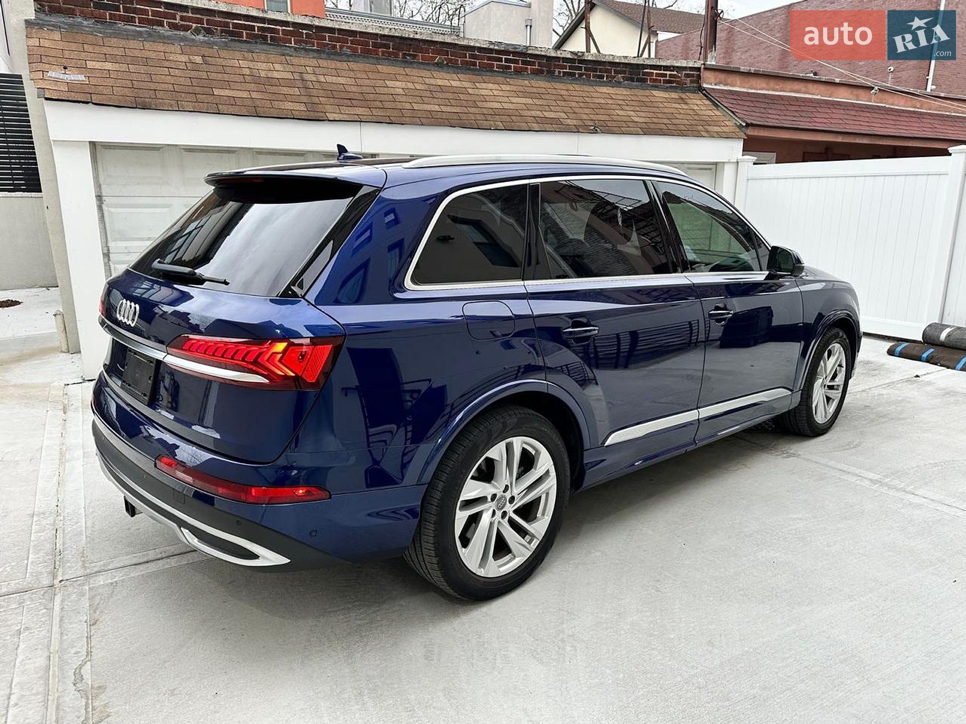 Audi Q7 2020 VIN WA1VXAF76LD008204 фото оголошення 5 з 14