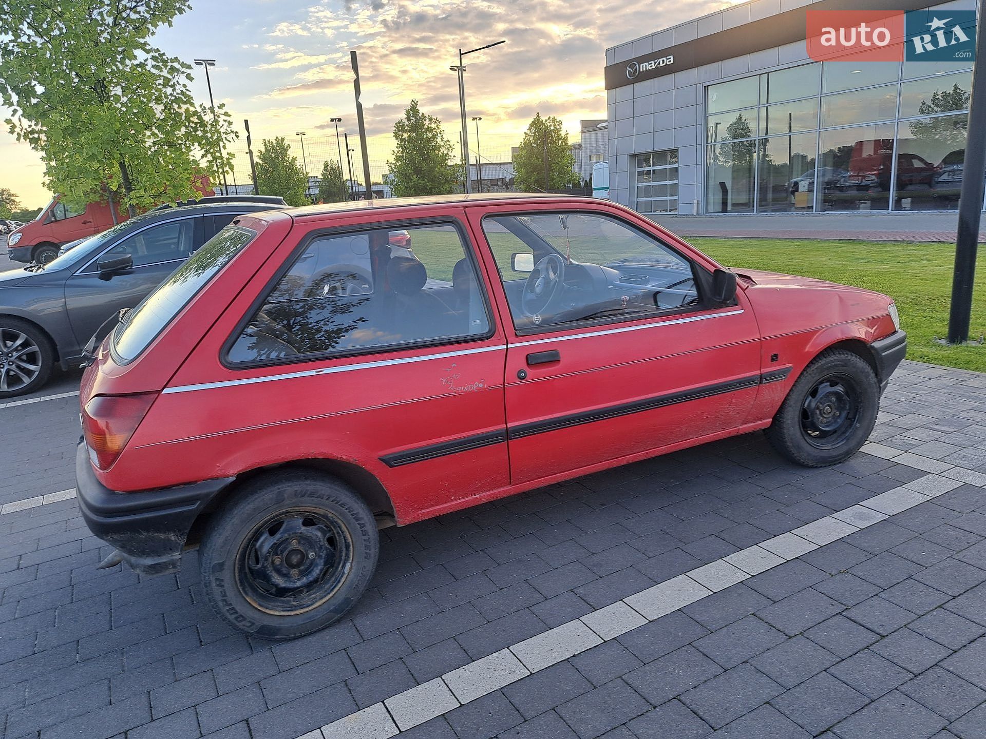 Ford Fiesta 1993 VIN WF0BXXGAFBPP63733 фото оголошення 5 з 19
