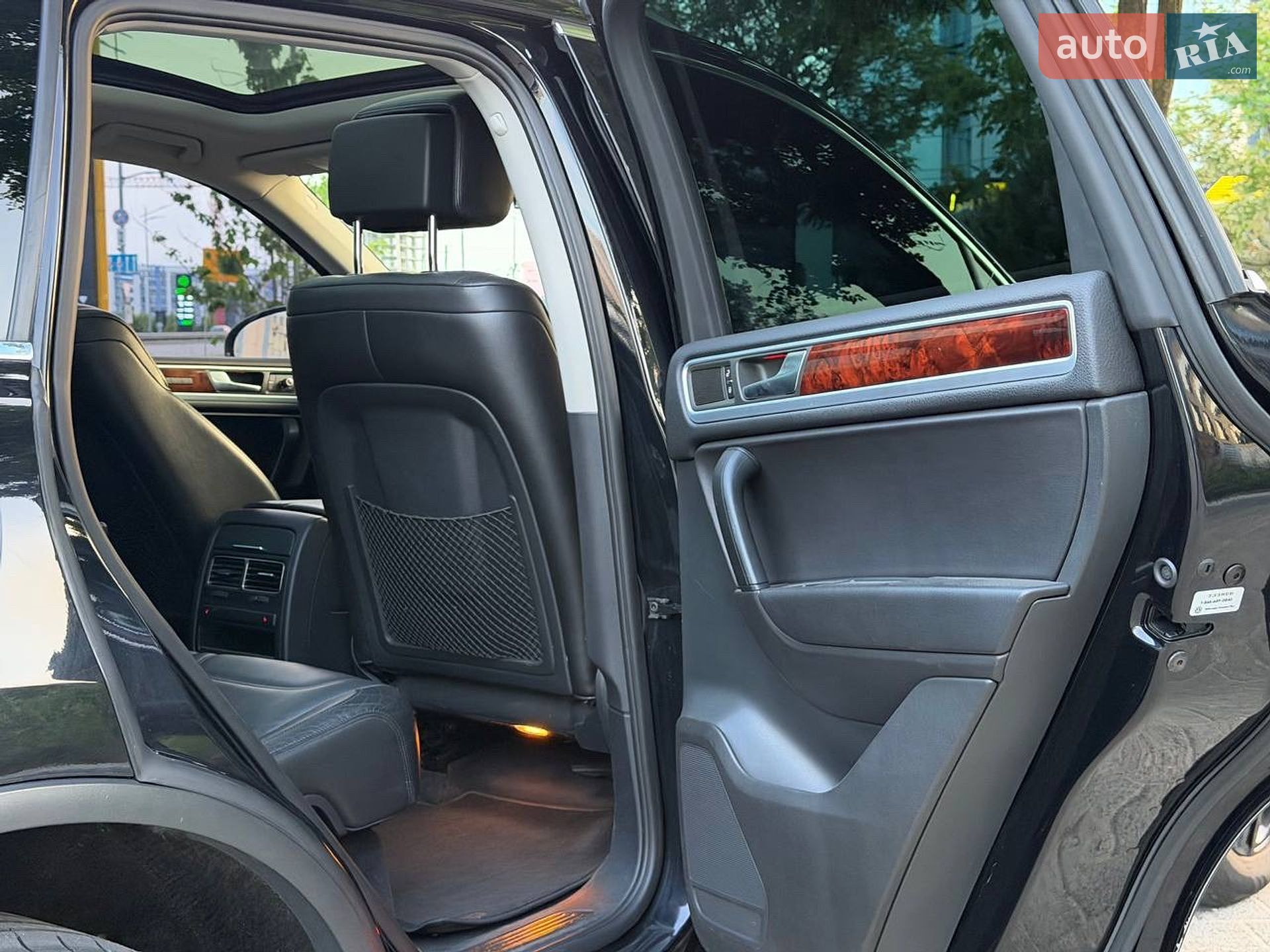 Volkswagen Touareg 2012 VIN WVGDK9BP2CD010967 фото оголошення 14 з 22