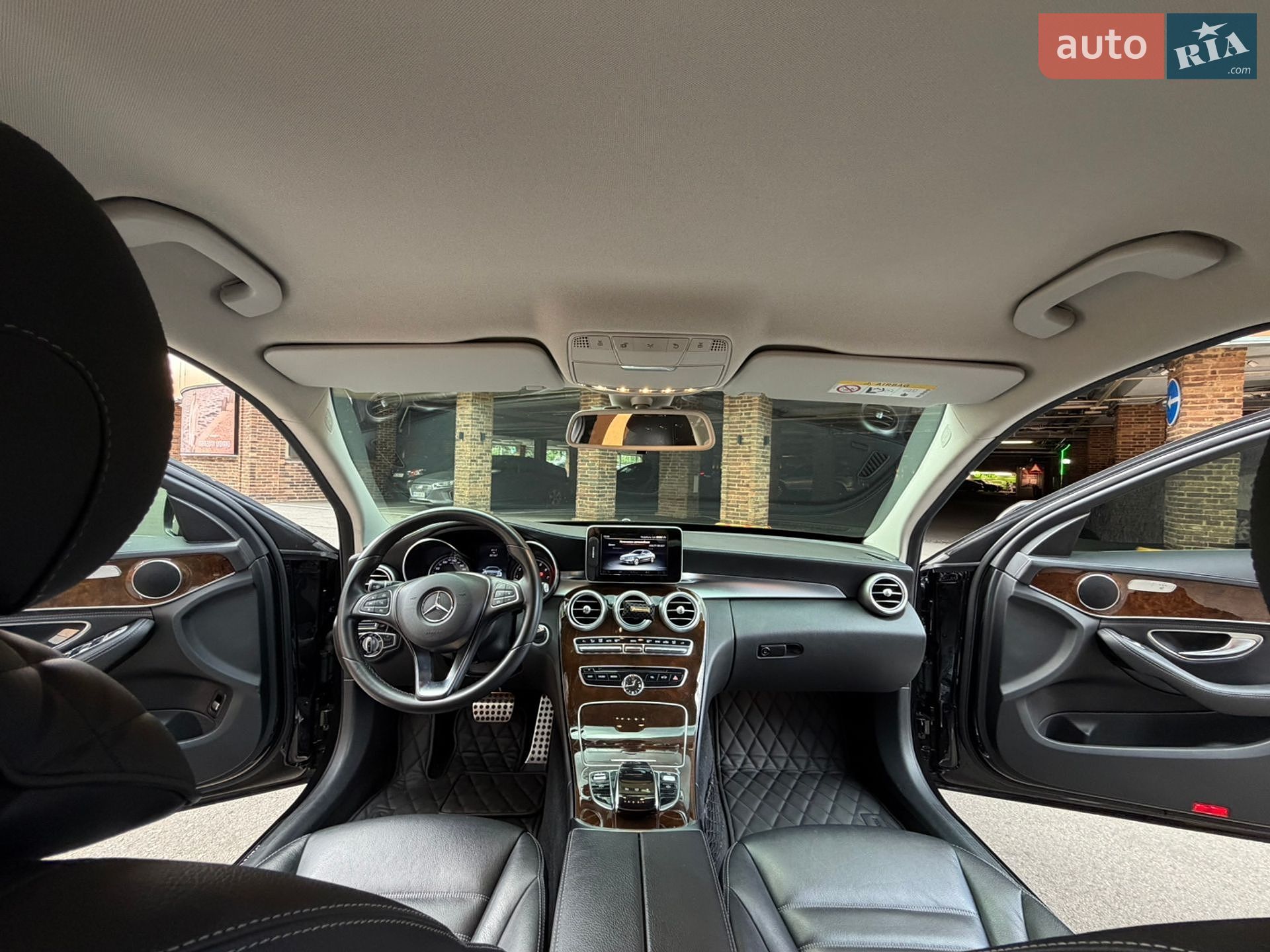 Mercedes-Benz C-Class 2016 VIN WDD2050401R088114 фото оголошення 15 з 36