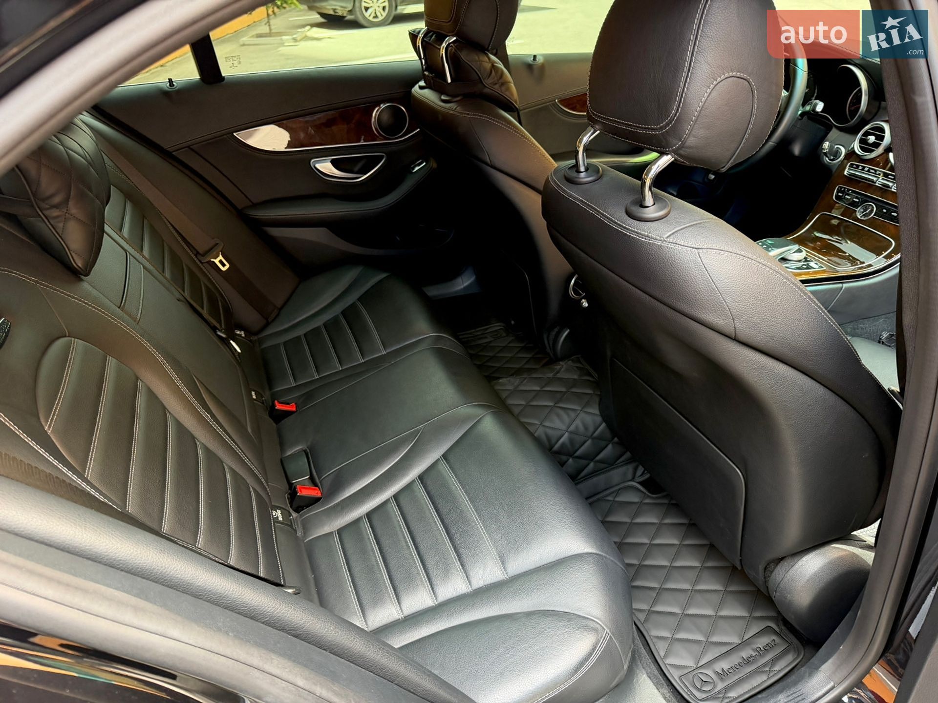 Mercedes-Benz C-Class 2016 VIN WDD2050401R088114 фото оголошення 18 з 36