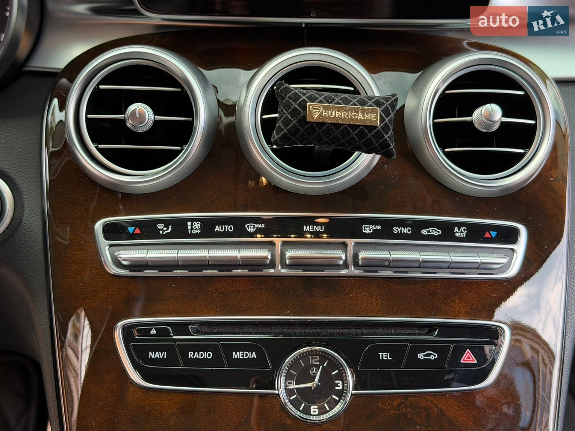 Mercedes-Benz C-Class 2016 VIN WDD2050401R088114 фото оголошення 19 з 36