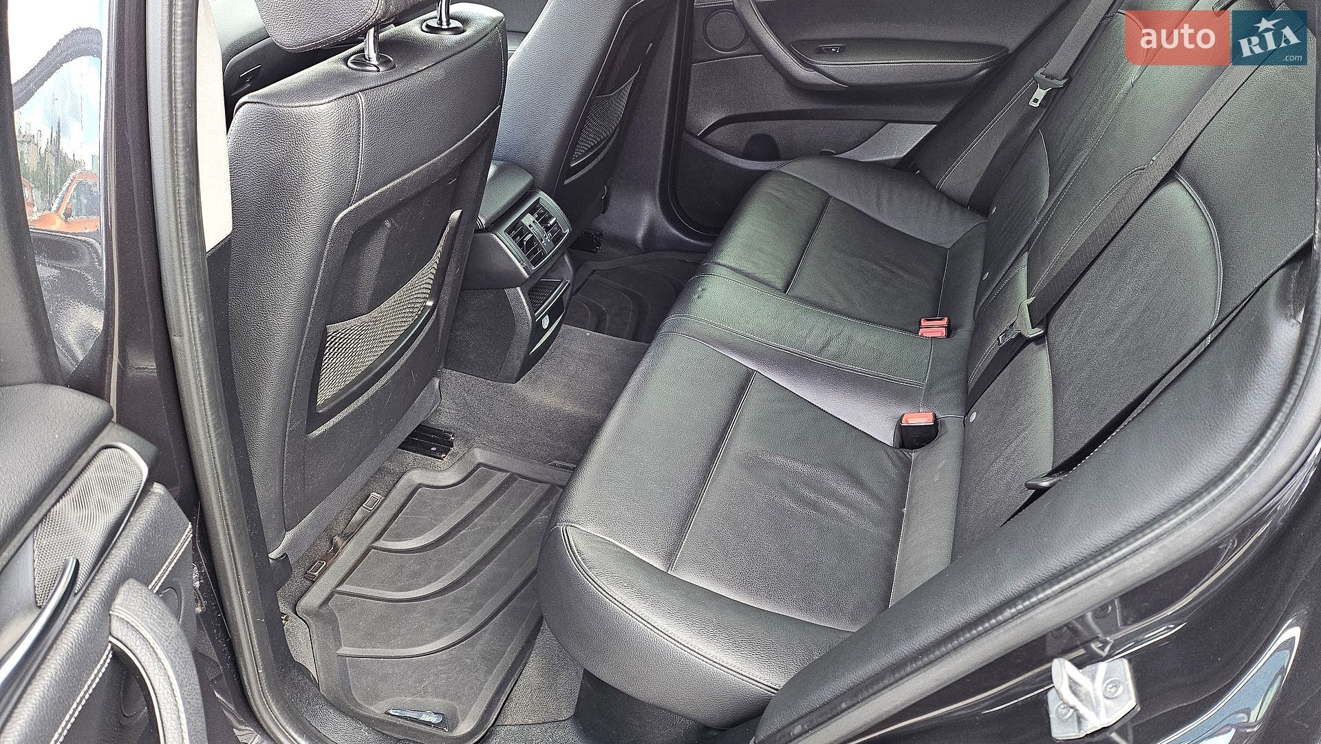 BMW X4 2015 VIN WBAXX110800L92334 фото оголошення 16 з 18