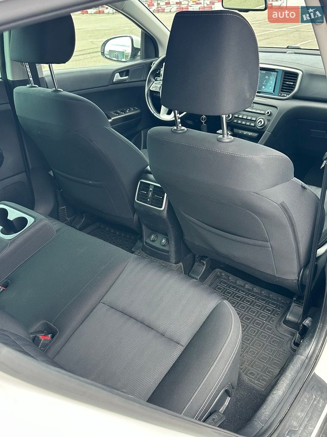Kia Sportage 2019 VIN U5YPG814BLL835994 фото оголошення 15 з 18