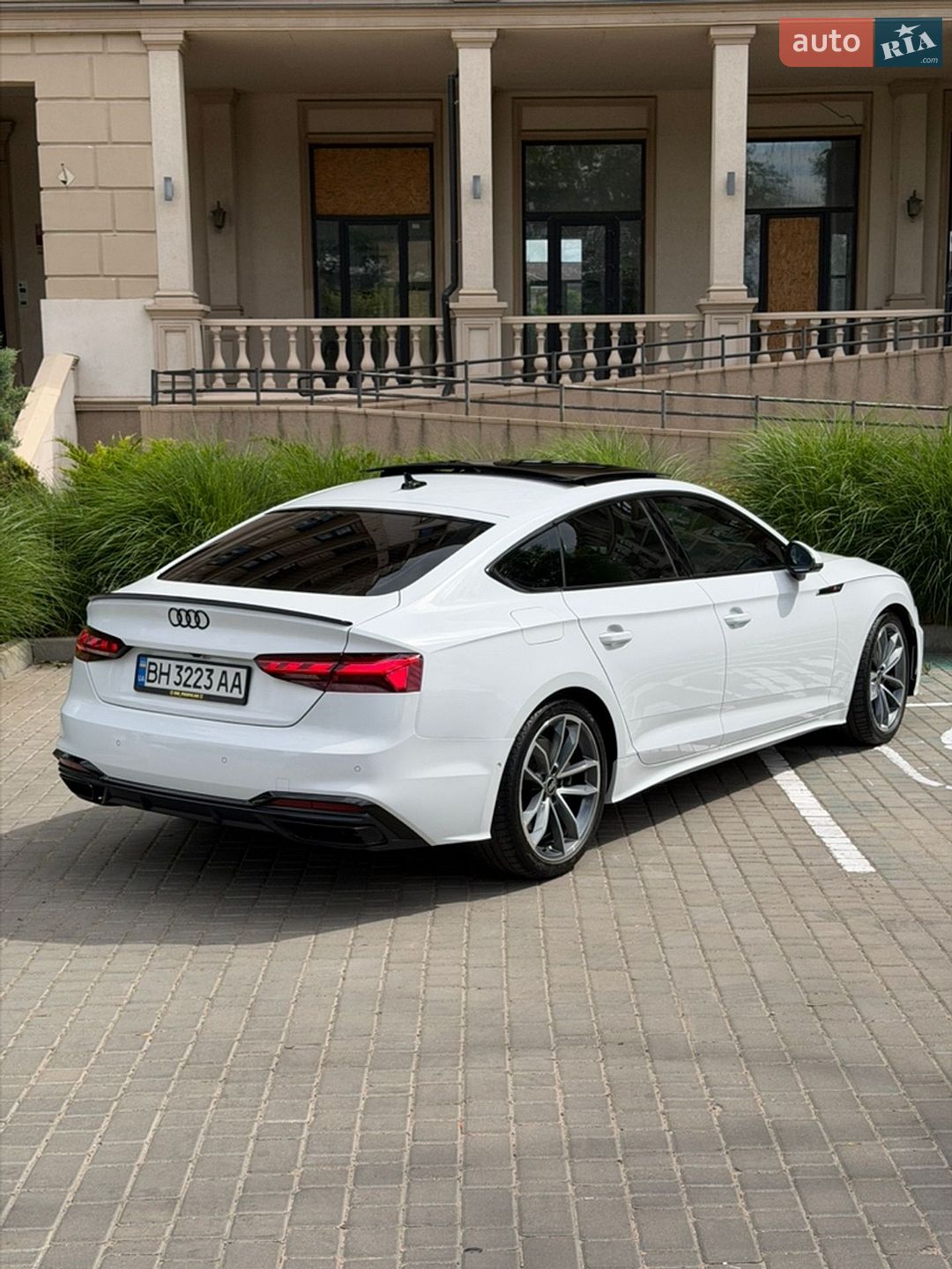 Audi A5 Sportback 2022 VIN WAUEACF51NA035359 фото оголошення 16 з 46