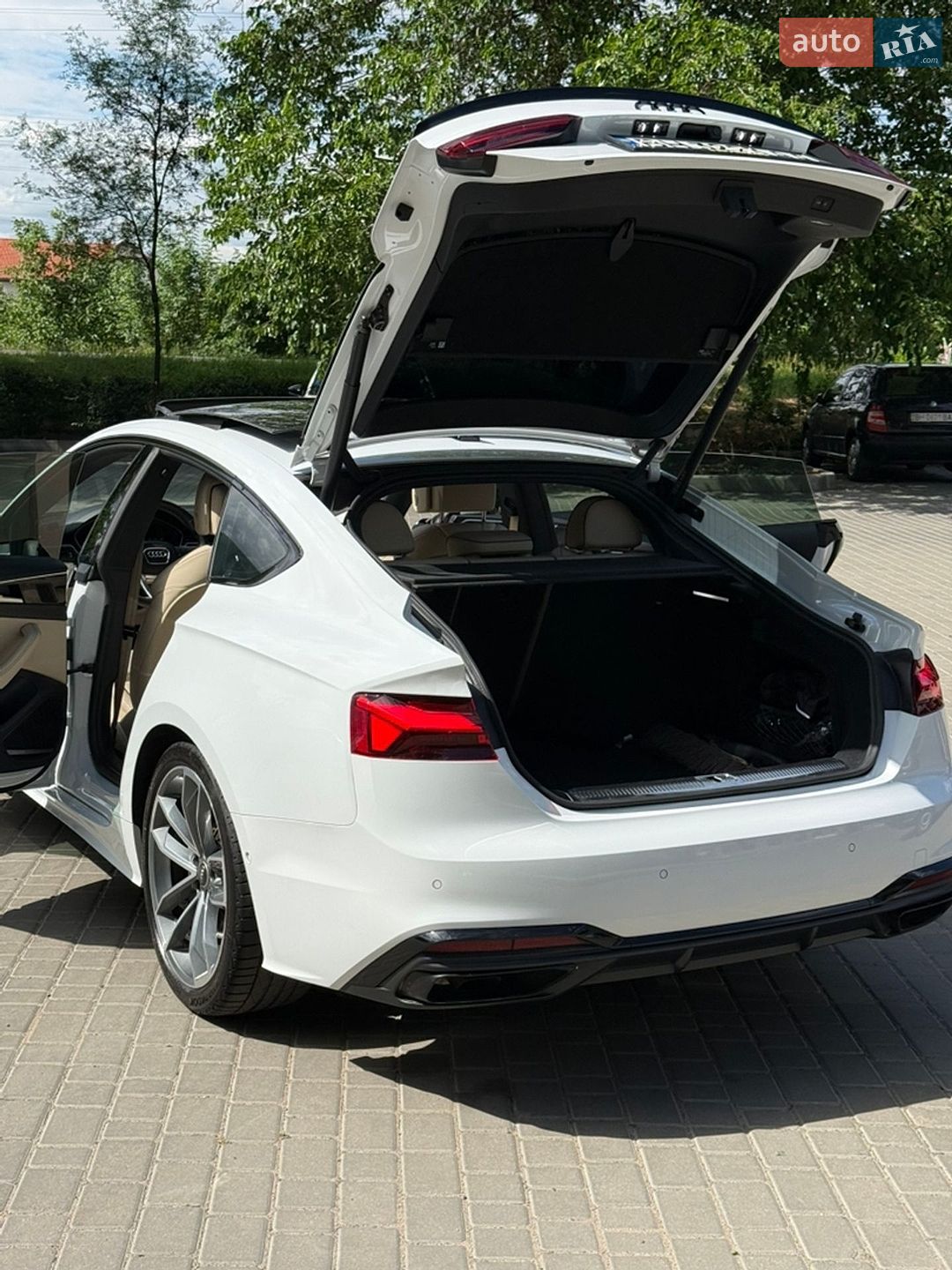 Audi A5 Sportback 2022 VIN WAUEACF51NA035359 фото оголошення 39 з 46