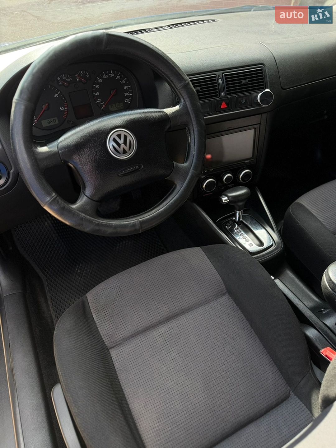 Volkswagen Golf 2001 VIN WVWZZZ1JZ2W142214 фото оголошення 12 з 21