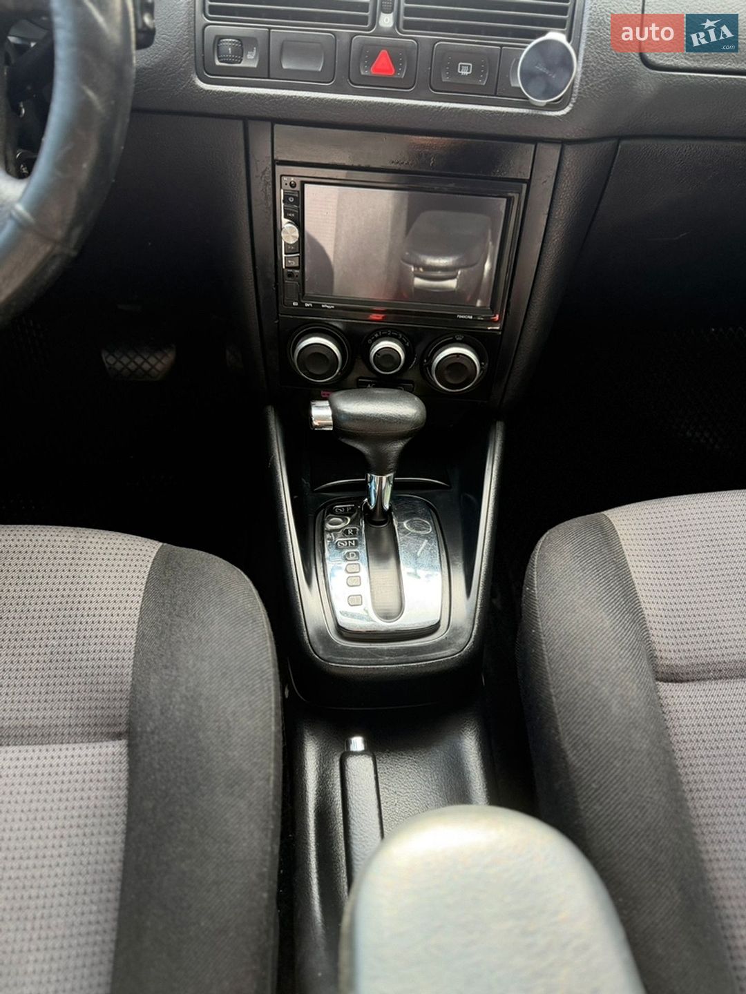 Volkswagen Golf 2001 VIN WVWZZZ1JZ2W142214 фото оголошення 13 з 21