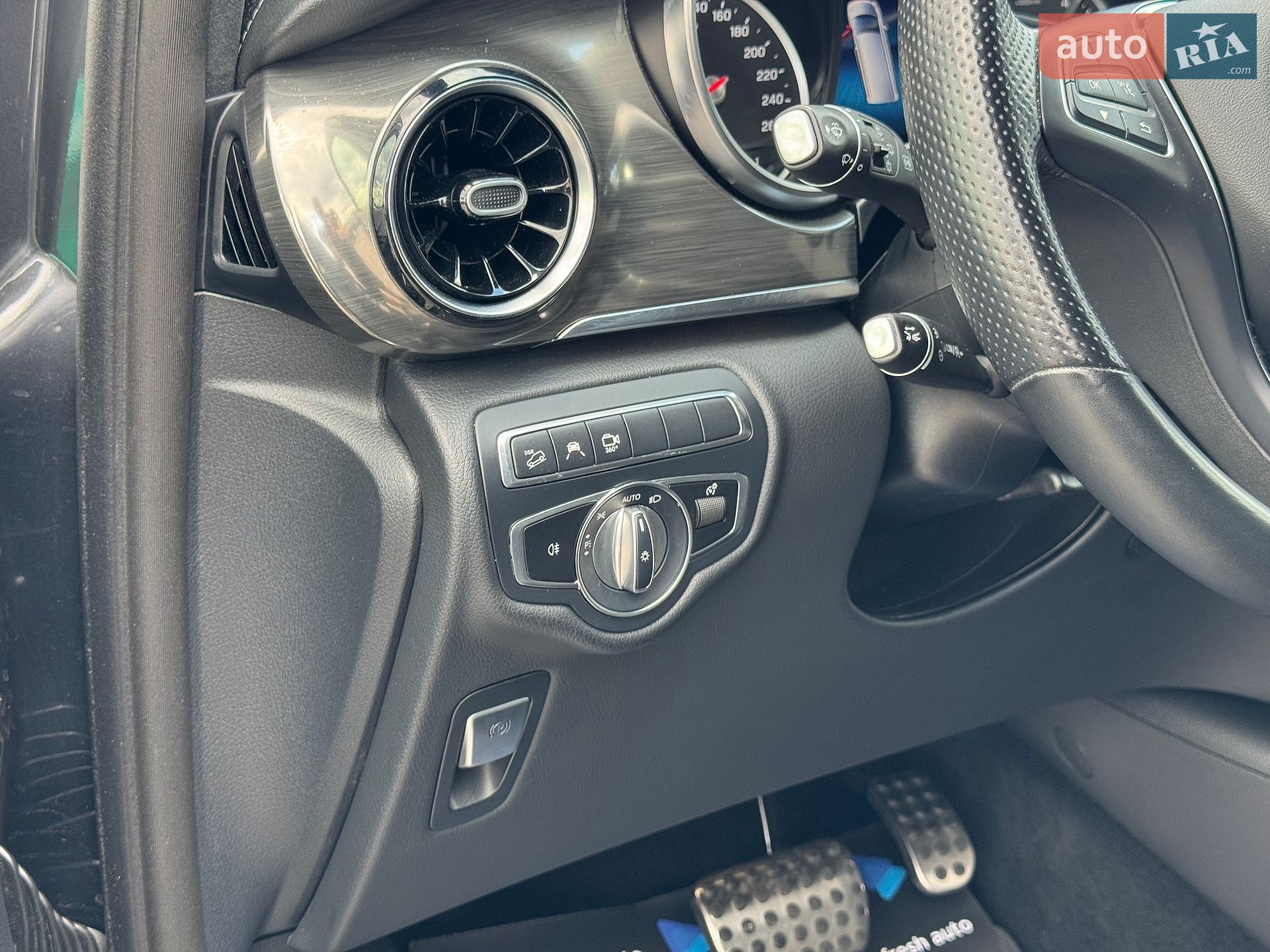 Mercedes-Benz V-Class 2021 VIN W1V44781313894227 фото оголошення 14 з 43