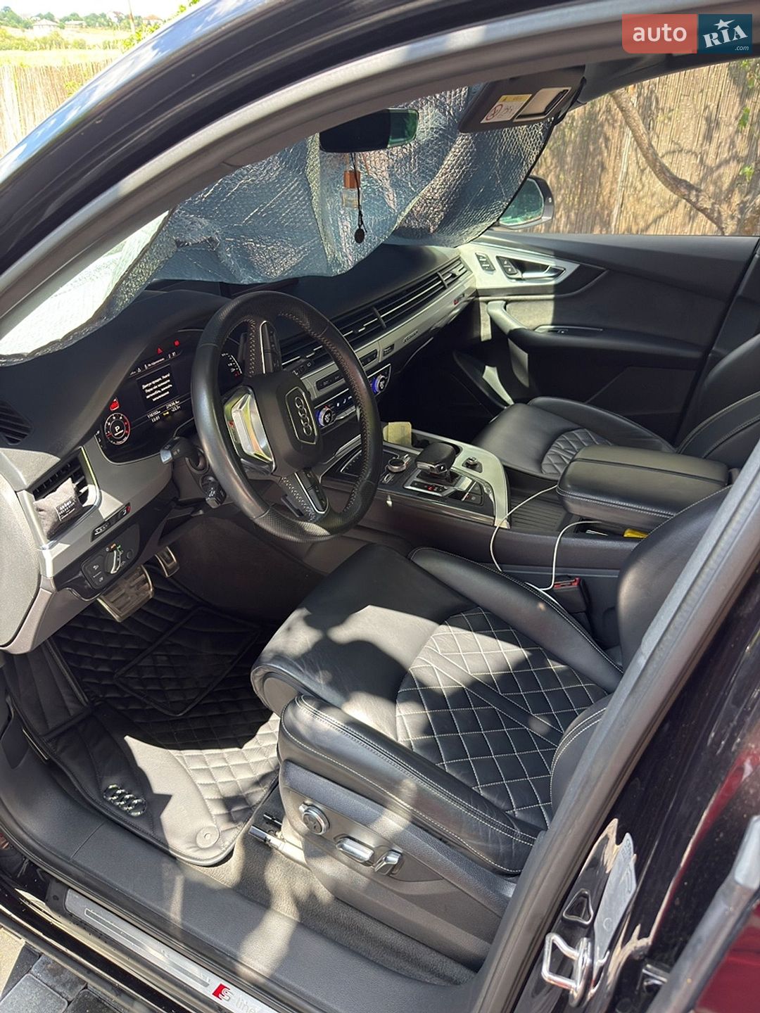 Audi Q7 2018 VIN WAUZZZ4M7JD050108 фото оголошення 7 з 20