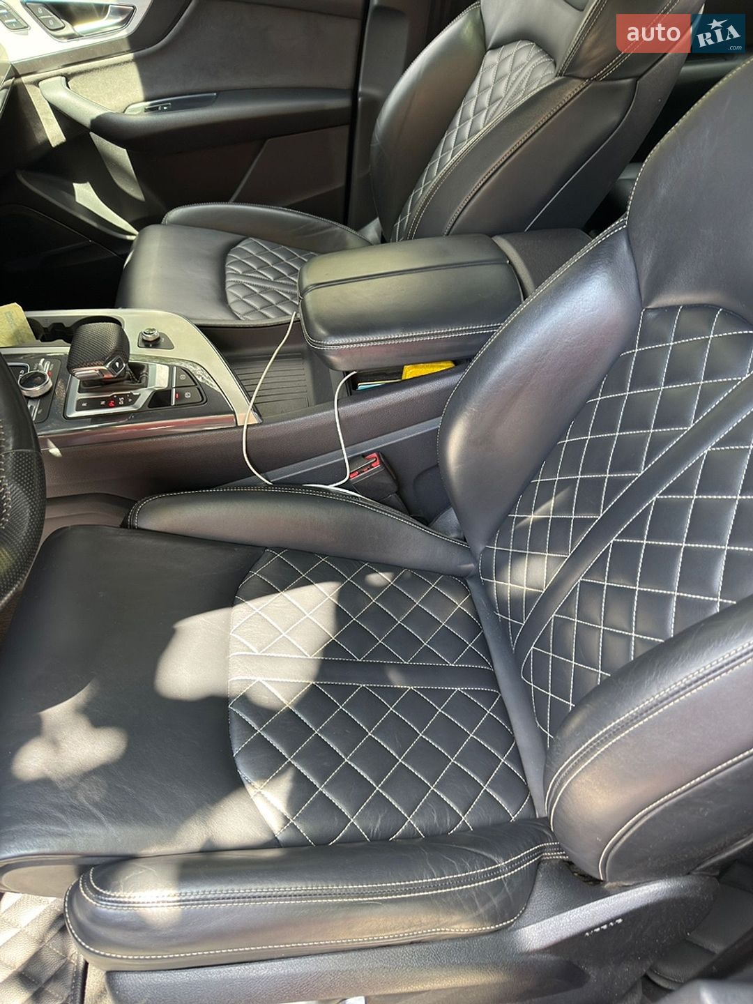 Audi Q7 2018 VIN WAUZZZ4M7JD050108 фото оголошення 8 з 20