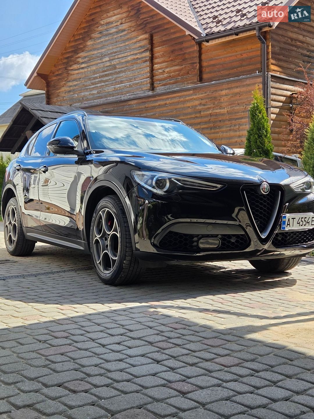 Alfa Romeo Stelvio 2017 VIN ZASFAKNN1J7B79690 фото оголошення 5 з 8