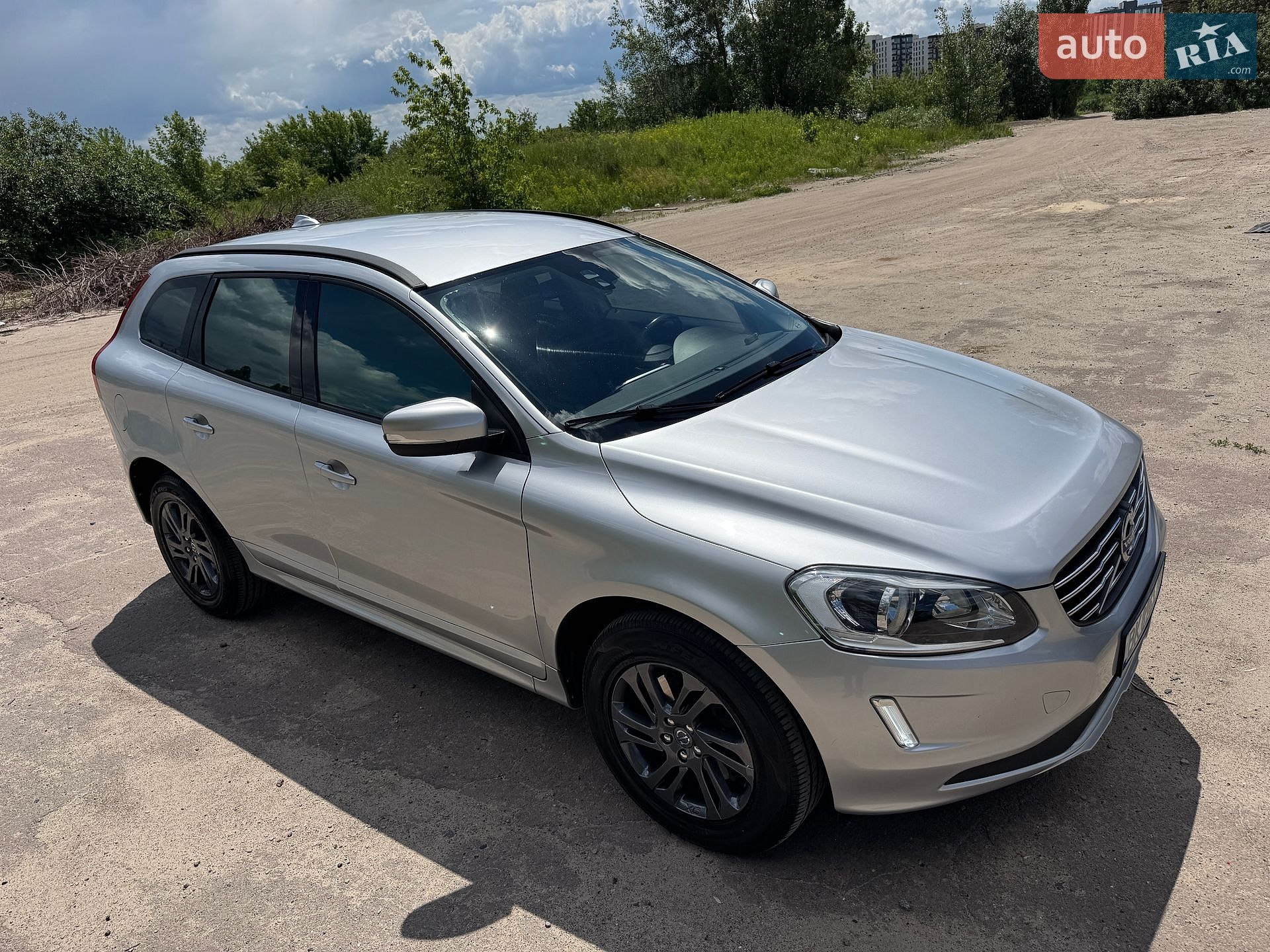 Volvo Xc60 2015 VIN YV1DZ73CDF2755205 фото оголошення 10 з 40
