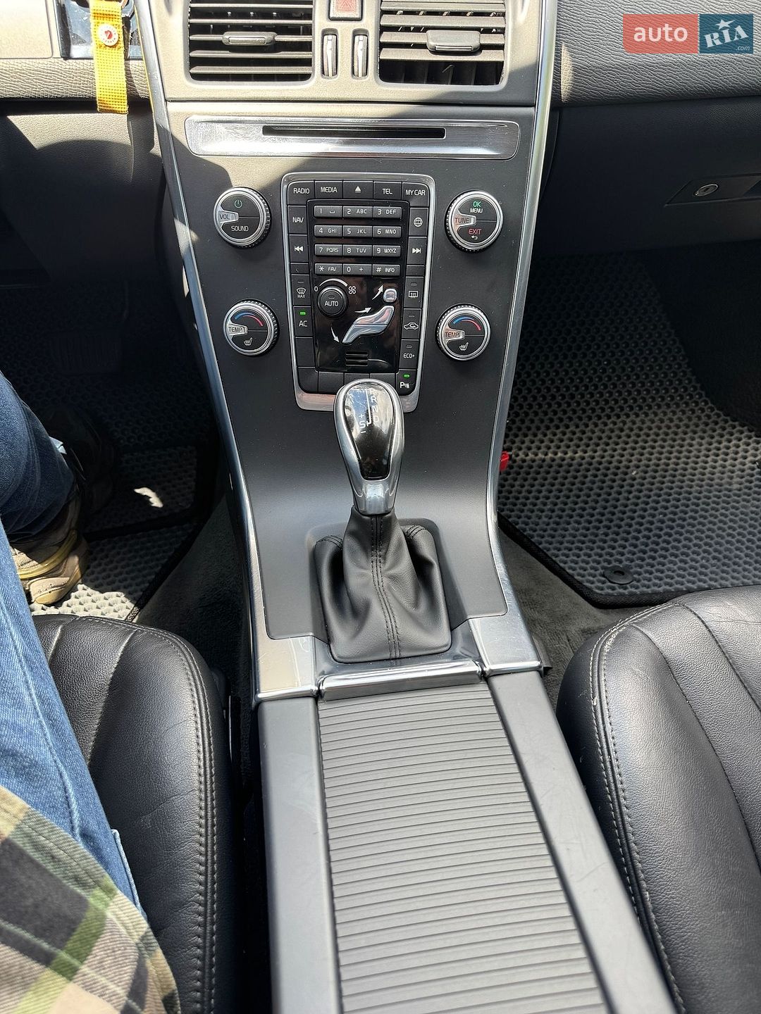 Volvo Xc60 2015 VIN YV1DZ73CDF2755205 фото оголошення 34 з 40