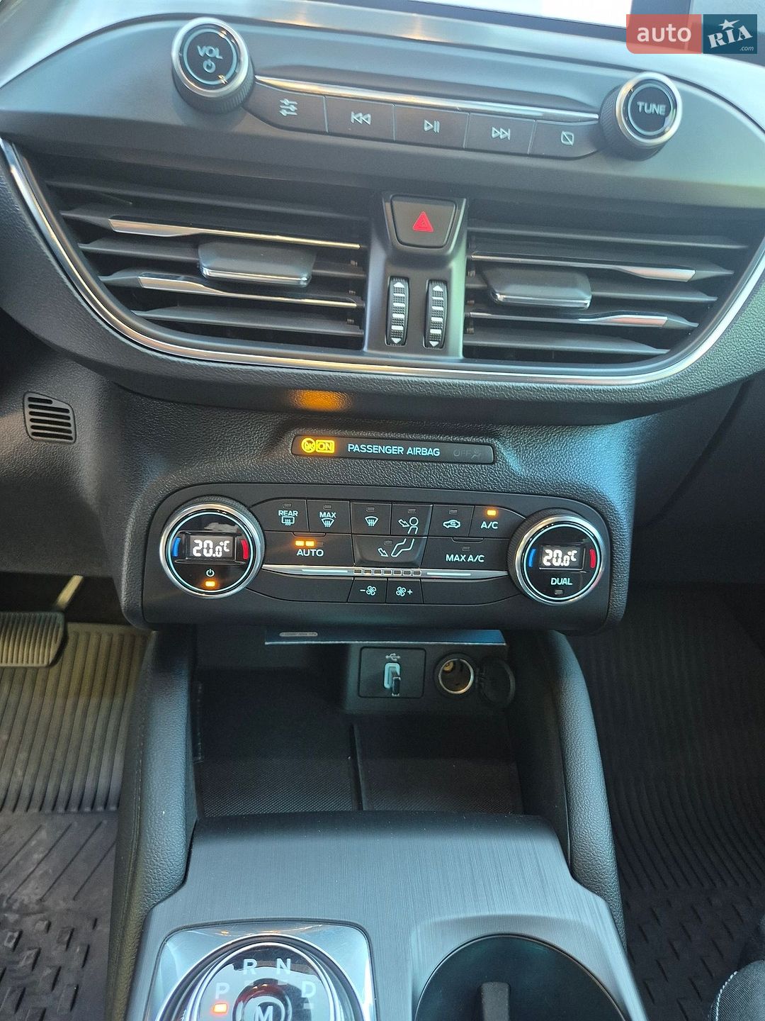 Ford Focus 2020 VIN WF0PXXGCHPLR36514 фото оголошення 27 з 50