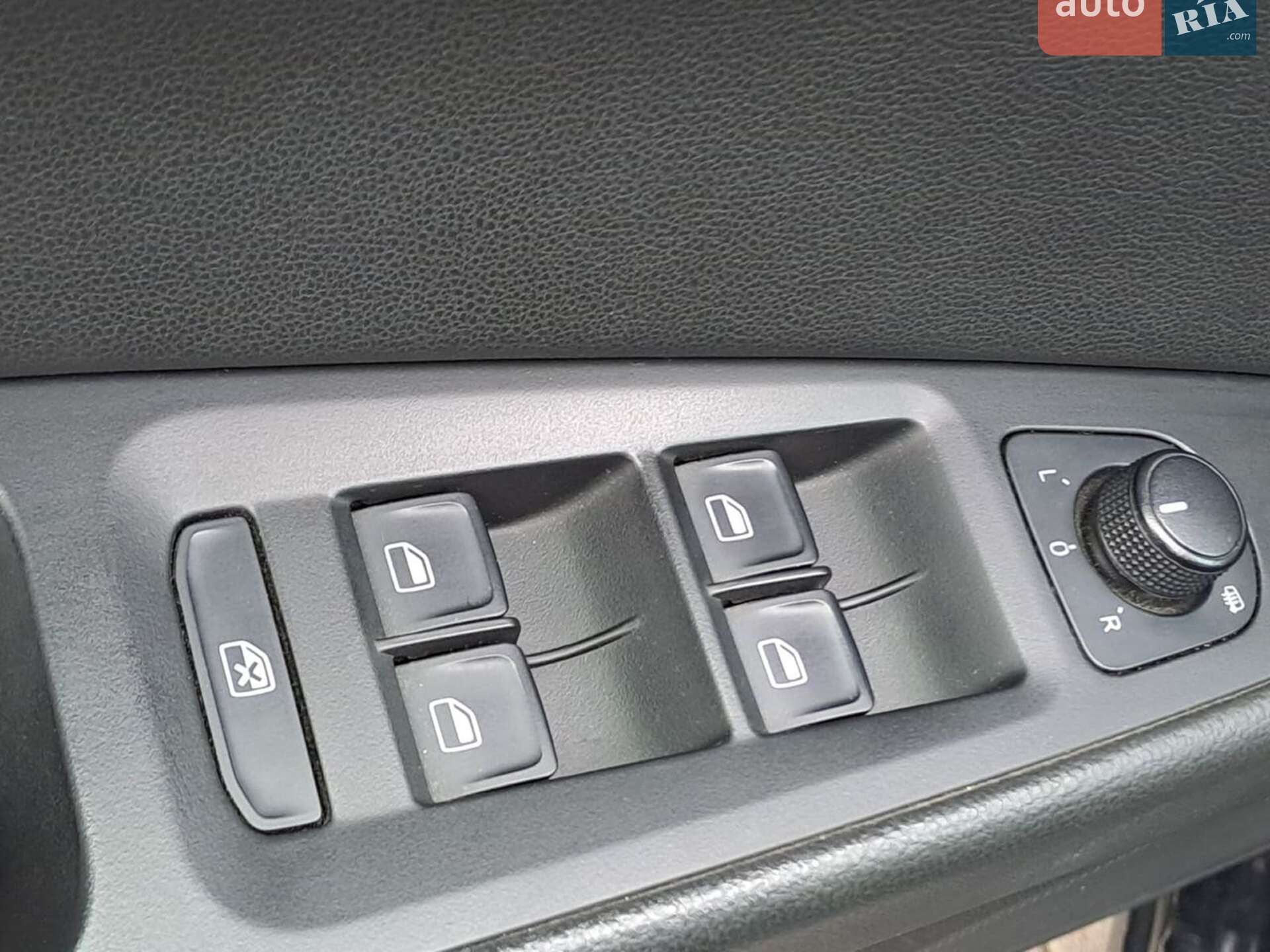 SEAT Leon 2014 VIN VSSZZZ5FZFR052385 фото оголошення 11 з 18