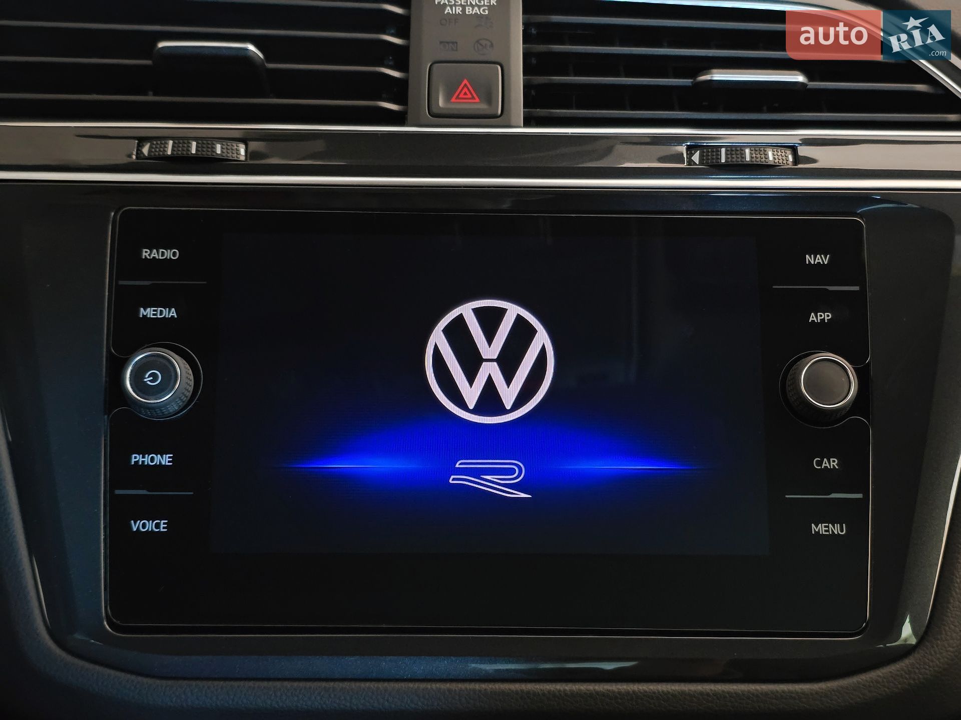 Volkswagen Tiguan 2022 VIN WVGZZZ5NZNW529622 фото оголошення 44 з 97