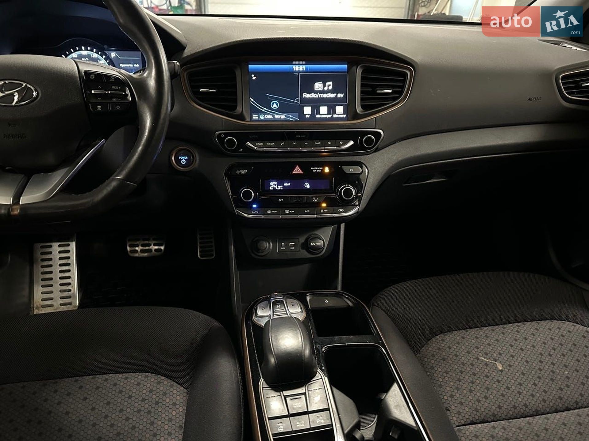 Hyundai Ioniq 2018 VIN KMHC851HFKU042173 фото оголошення 50 з 61