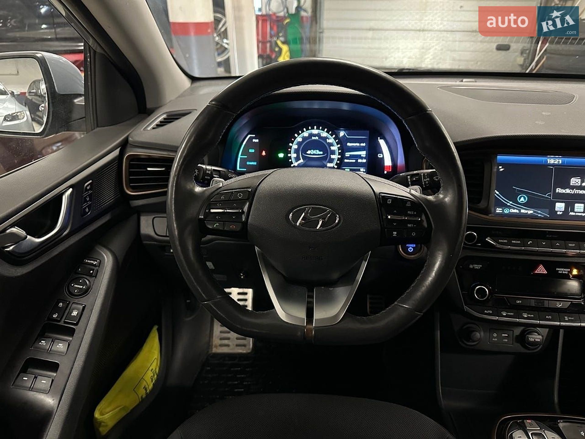 Hyundai Ioniq 2018 VIN KMHC851HFKU042173 фото оголошення 58 з 61