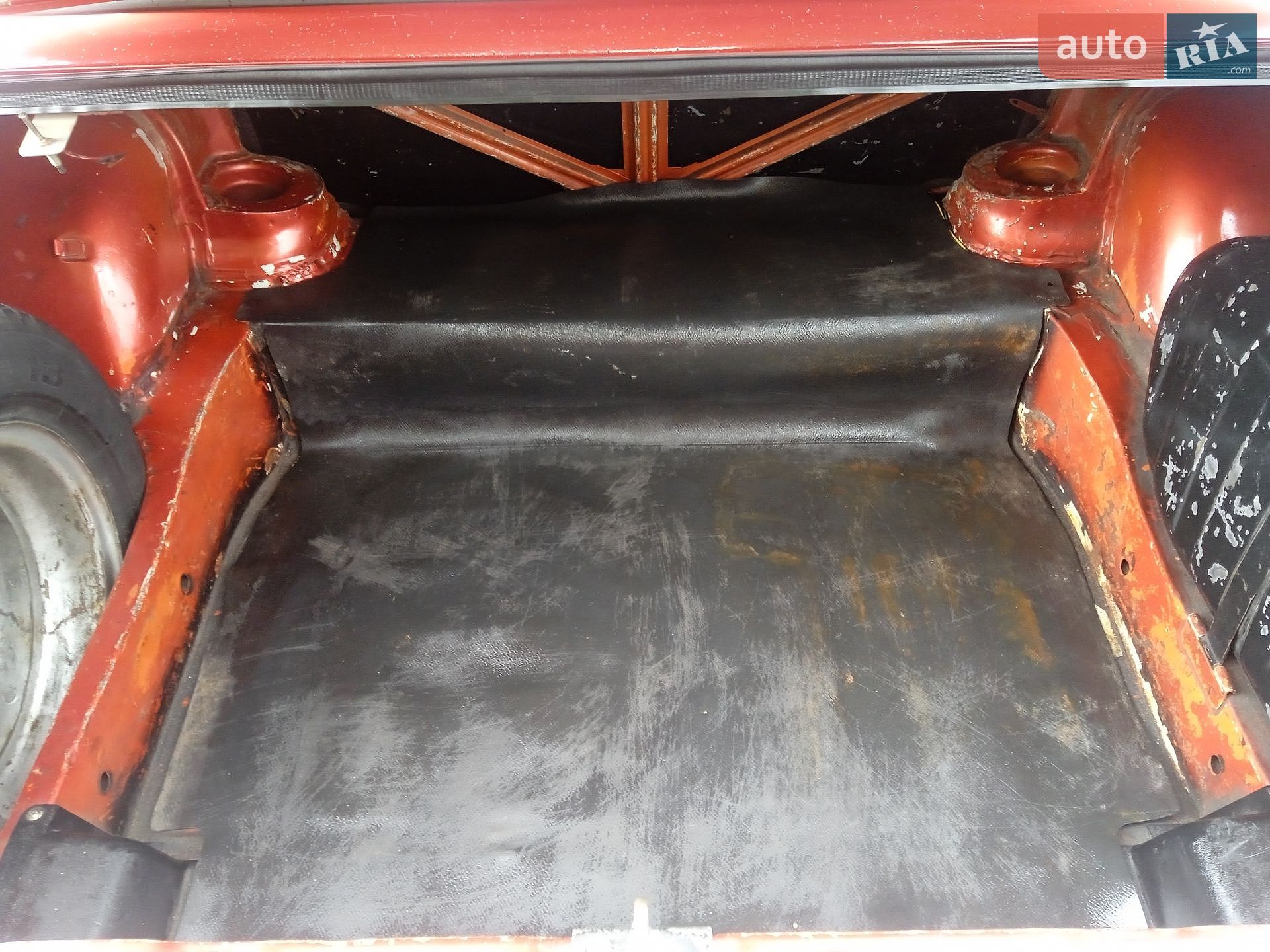 ВАЗ / Lada 2105 1981 VIN XTA210500B0088564 фото оголошення 20 з 45