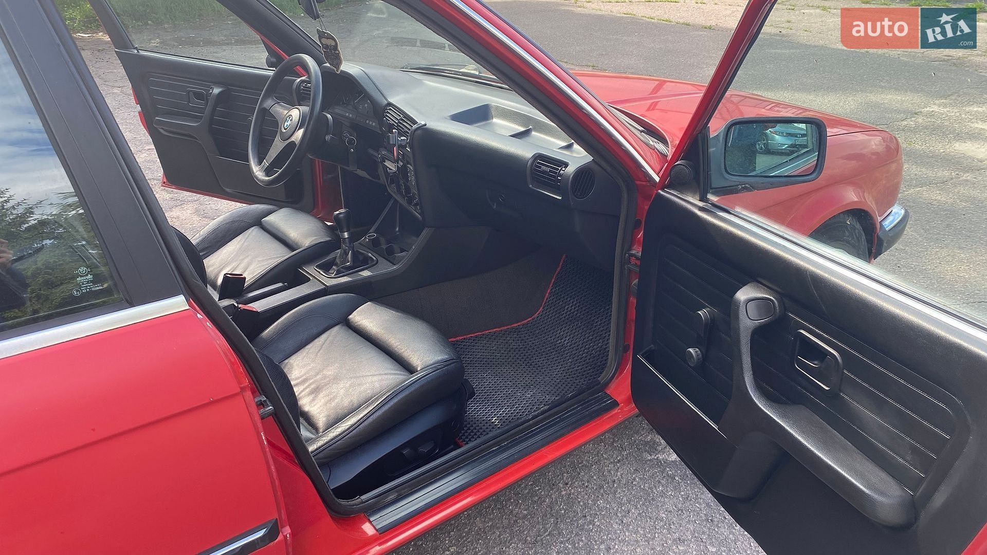 BMW 3 Series 1987 VIN WBAAC510901758403 фото оголошення 9 з 30
