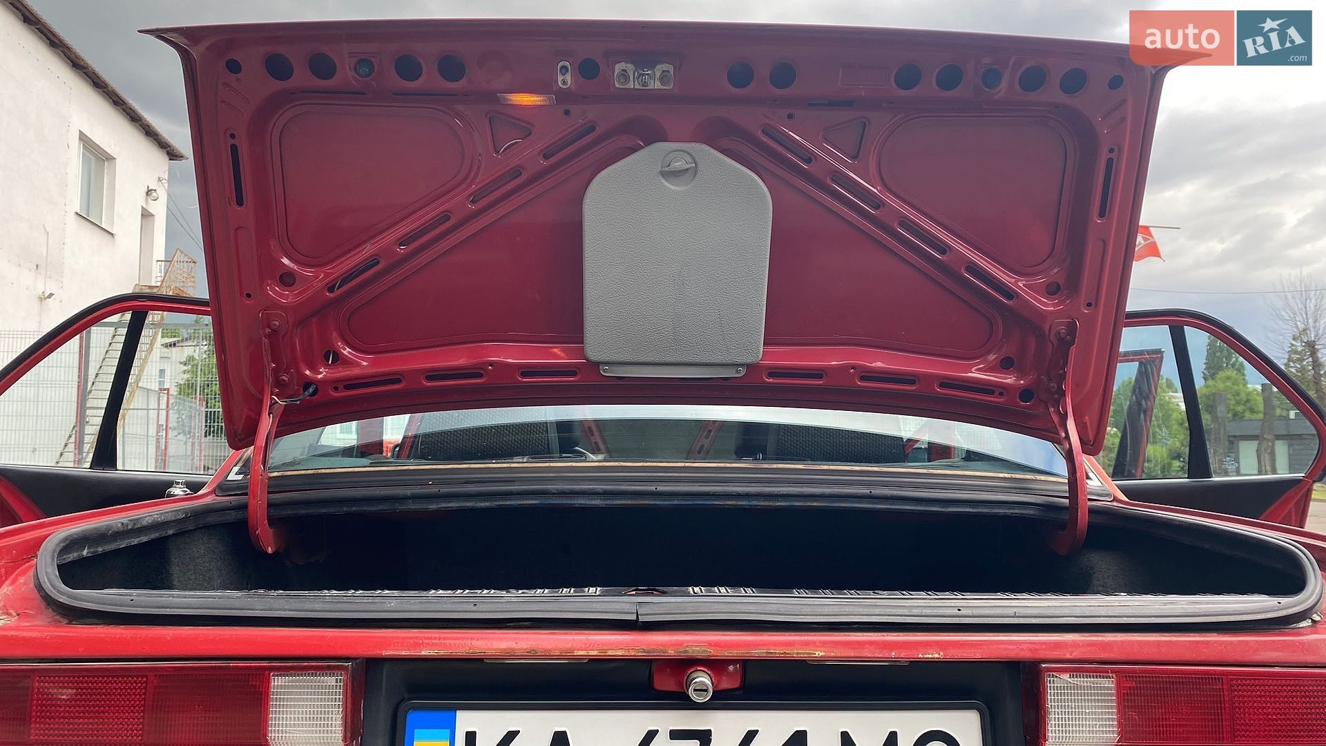 BMW 3 Series 1987 VIN WBAAC510901758403 фото оголошення 21 з 30