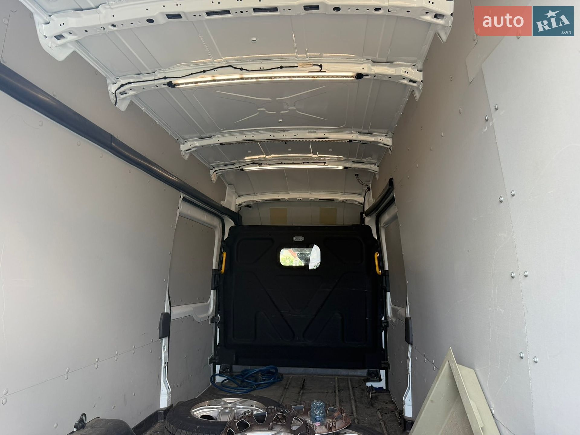 Ford E-Transit 2022 VIN WF0EXXTTRBNJ15974 фото оголошення 14 з 46