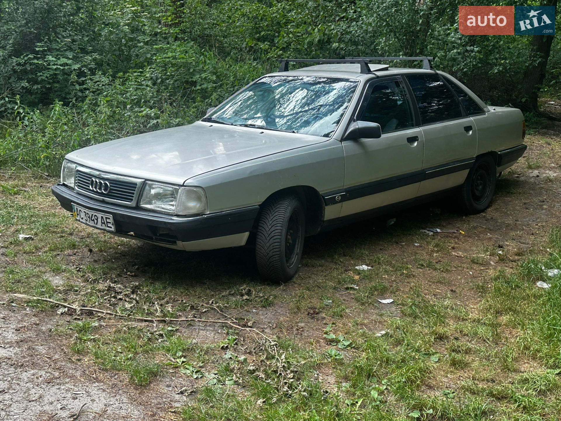 Audi 100 1989 VIN WAUZZZ44ZKN036259 фото оголошення 2 з 5