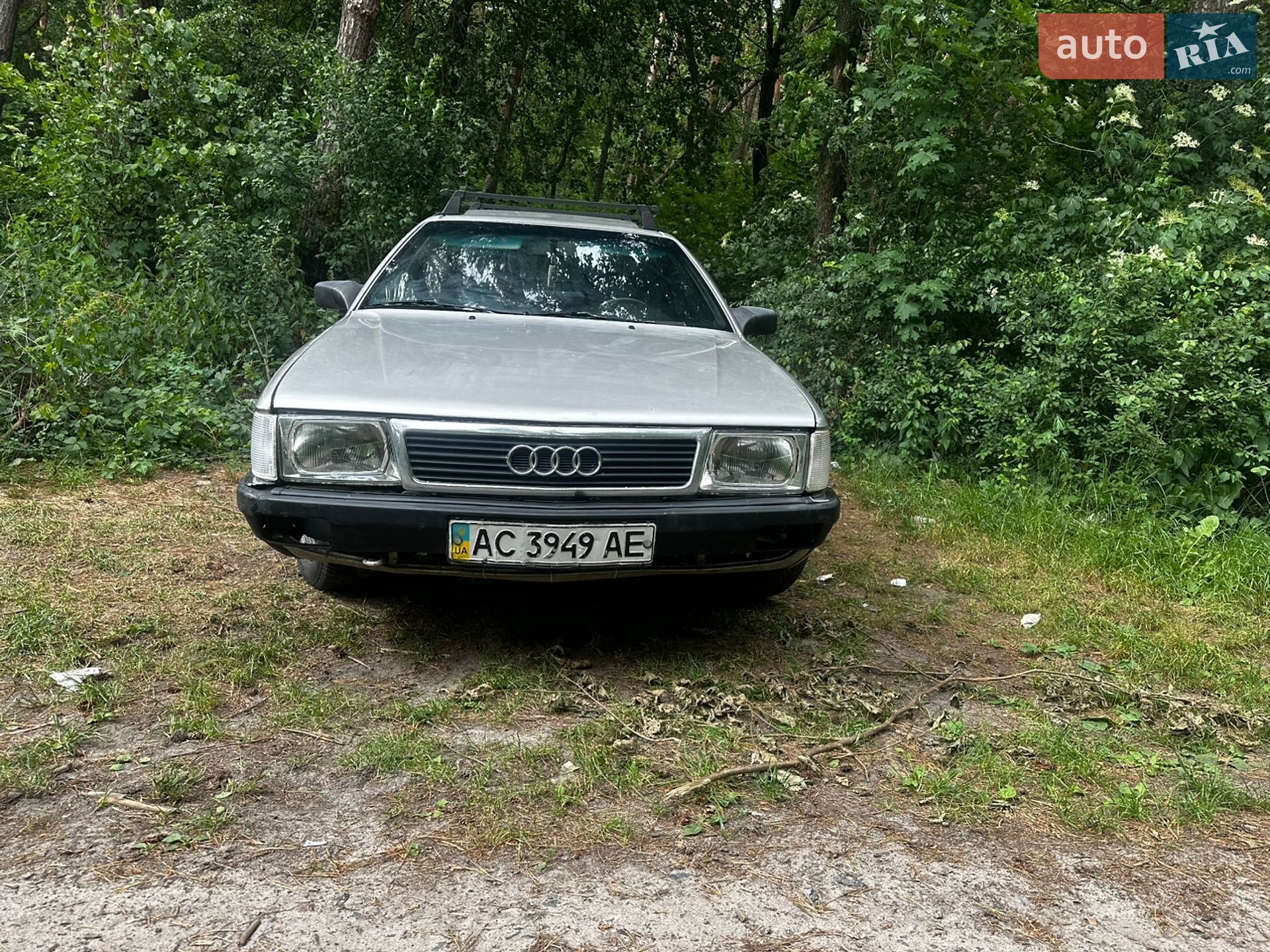 Audi 100 1989 VIN WAUZZZ44ZKN036259 фото оголошення 3 з 5