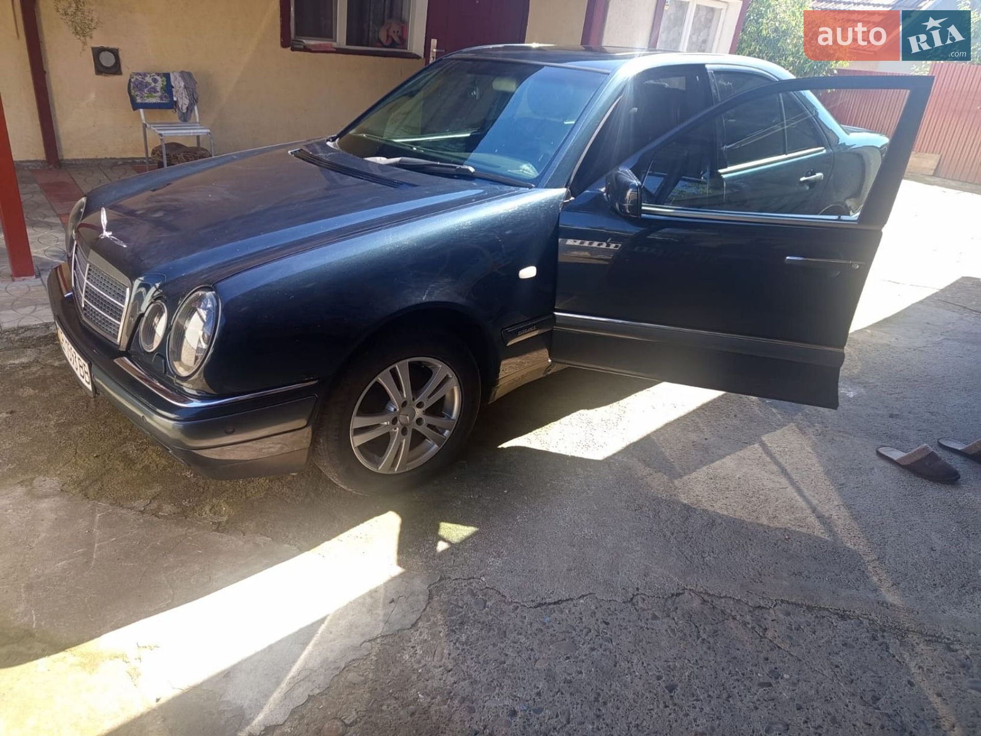 Mercedes-Benz E-Class 1998 VIN WDB2100651A805616 фото оголошення 4 з 11