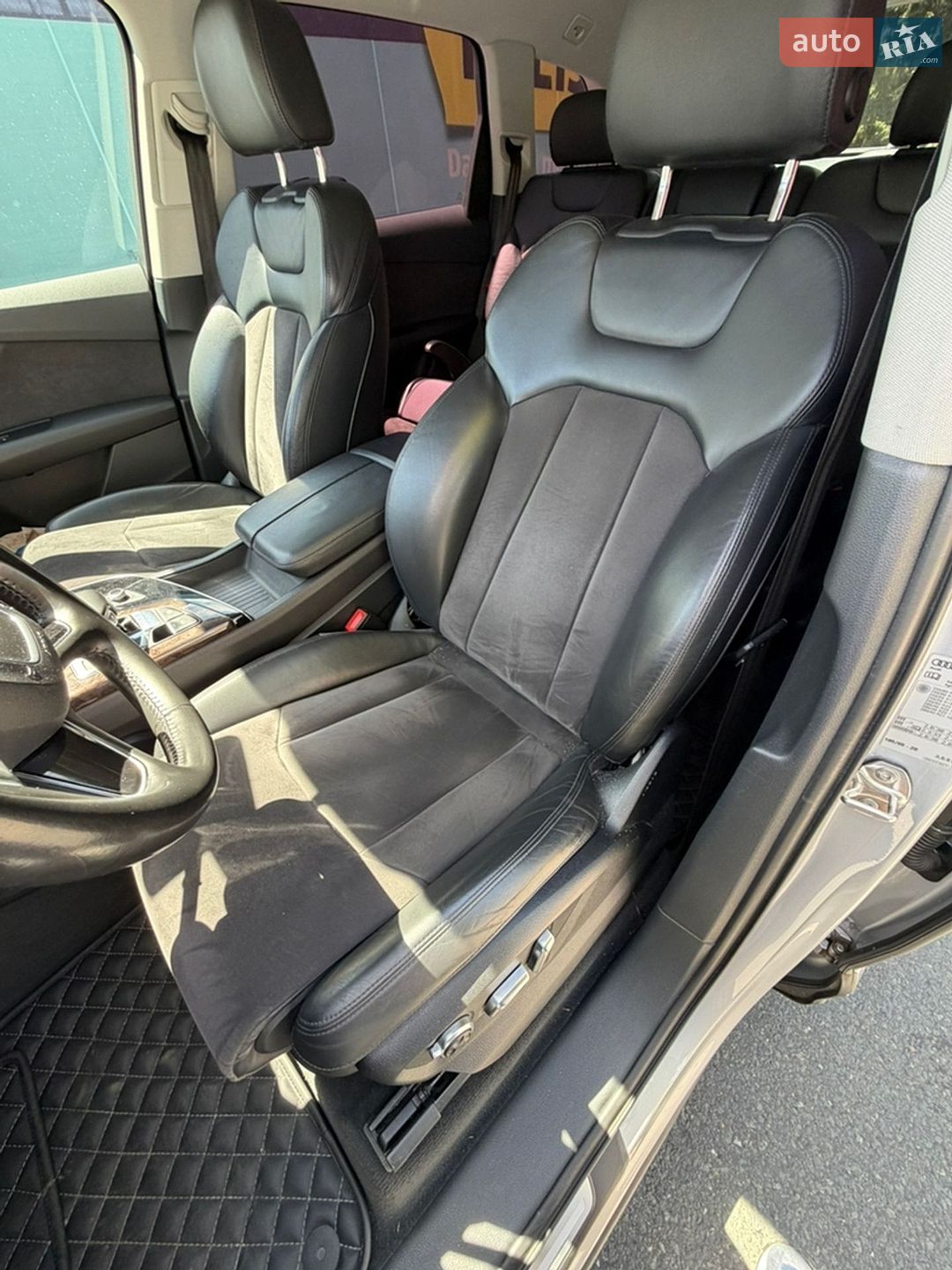 Audi Q7 2016 VIN WAUZZZ4M2HD009301 фото оголошення 12 з 30