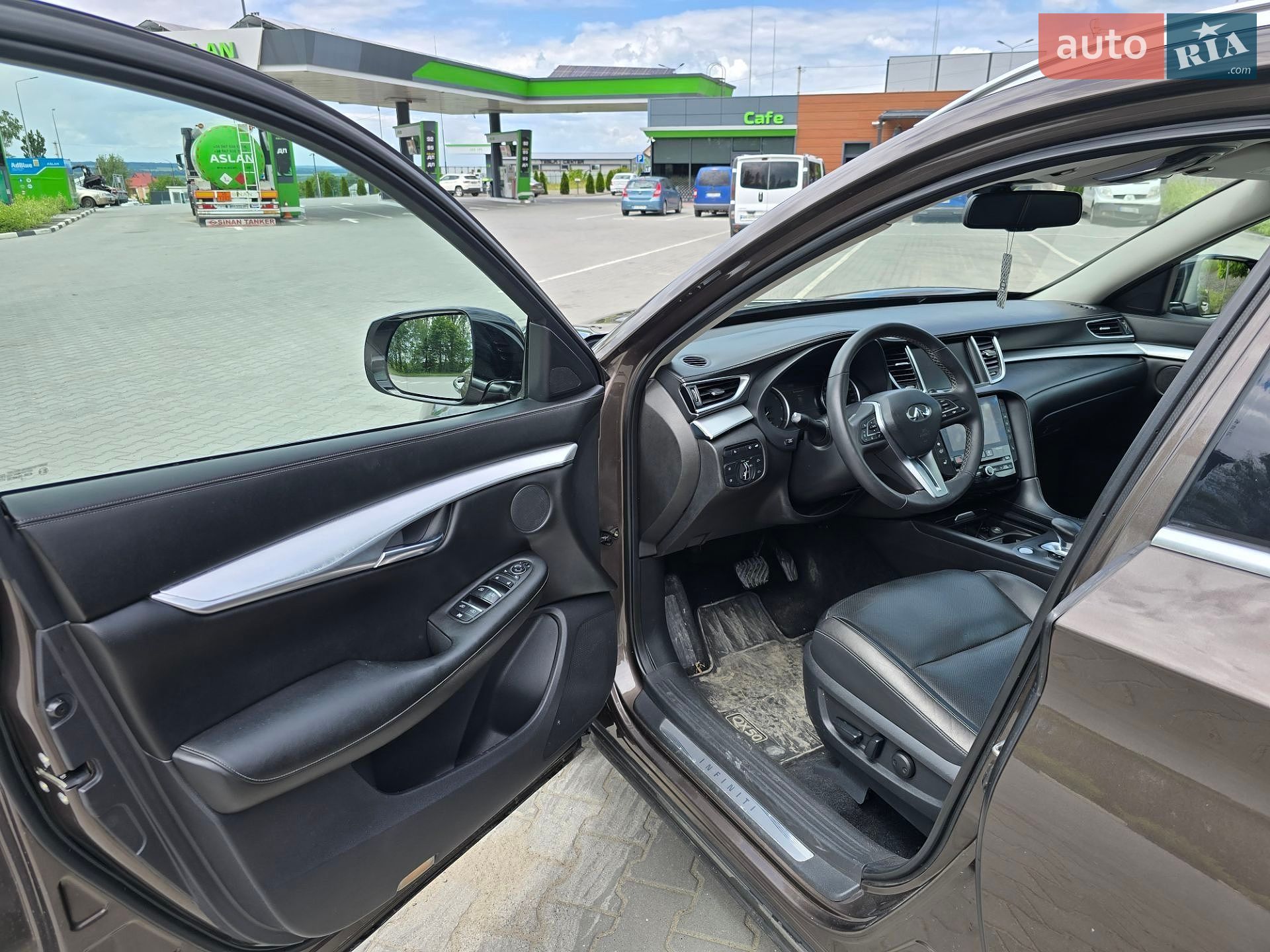 Infiniti QX50 2018 VIN 3PCMANJ55Z0550308 фото оголошення 13 з 23