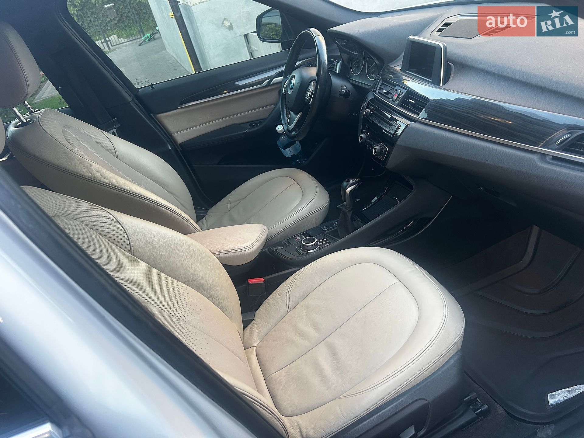 BMW X1 2016 VIN WBXHT3Z38G4A50842 фото оголошення 24 з 35