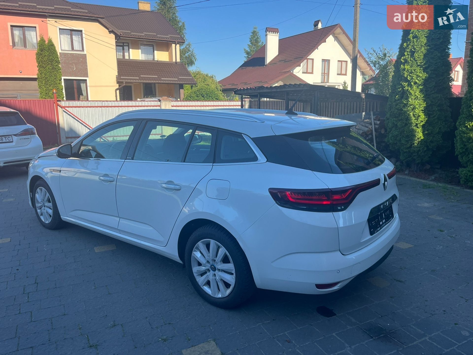 Renault Megane 2021 VIN VF1RFB00766801689 фото оголошення 5 з 10
