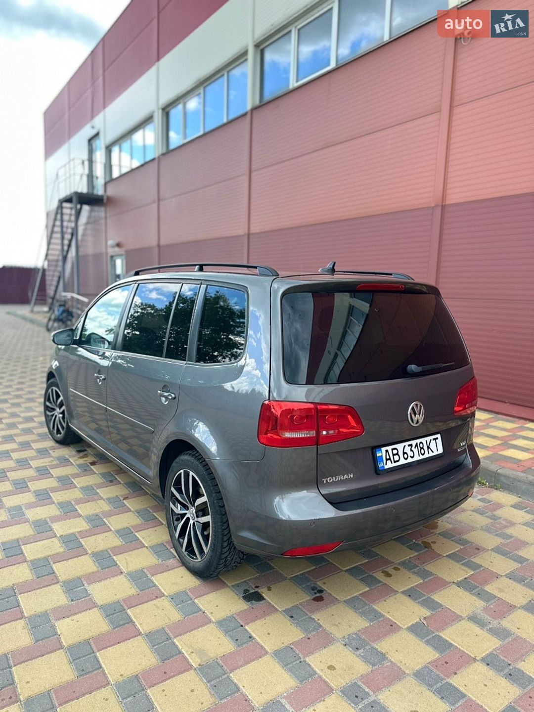 Volkswagen Touran 2013 VIN WVGZZZ1TZEW041912 фото оголошення 2 з 25