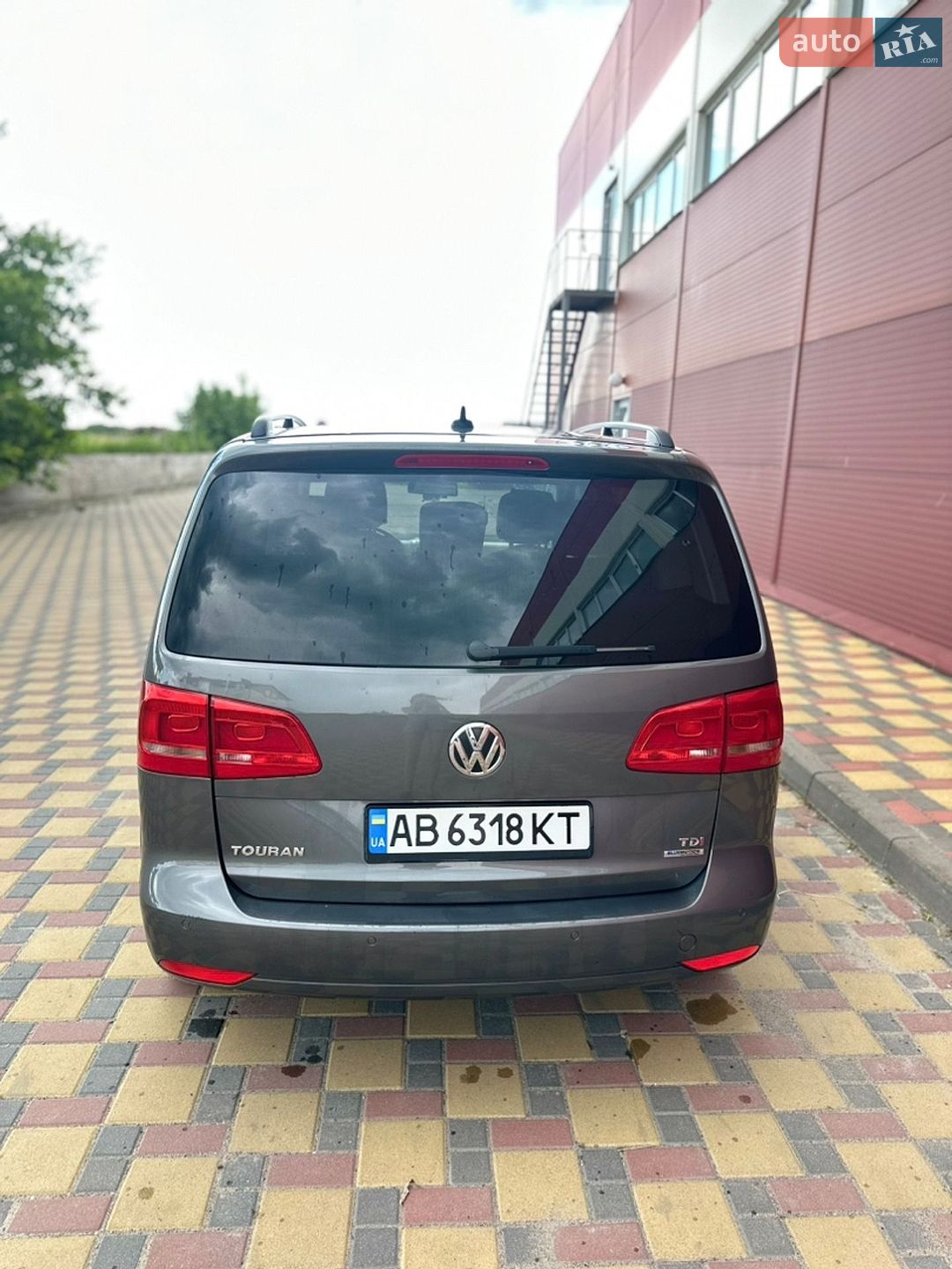 Volkswagen Touran 2013 VIN WVGZZZ1TZEW041912 фото оголошення 4 з 25