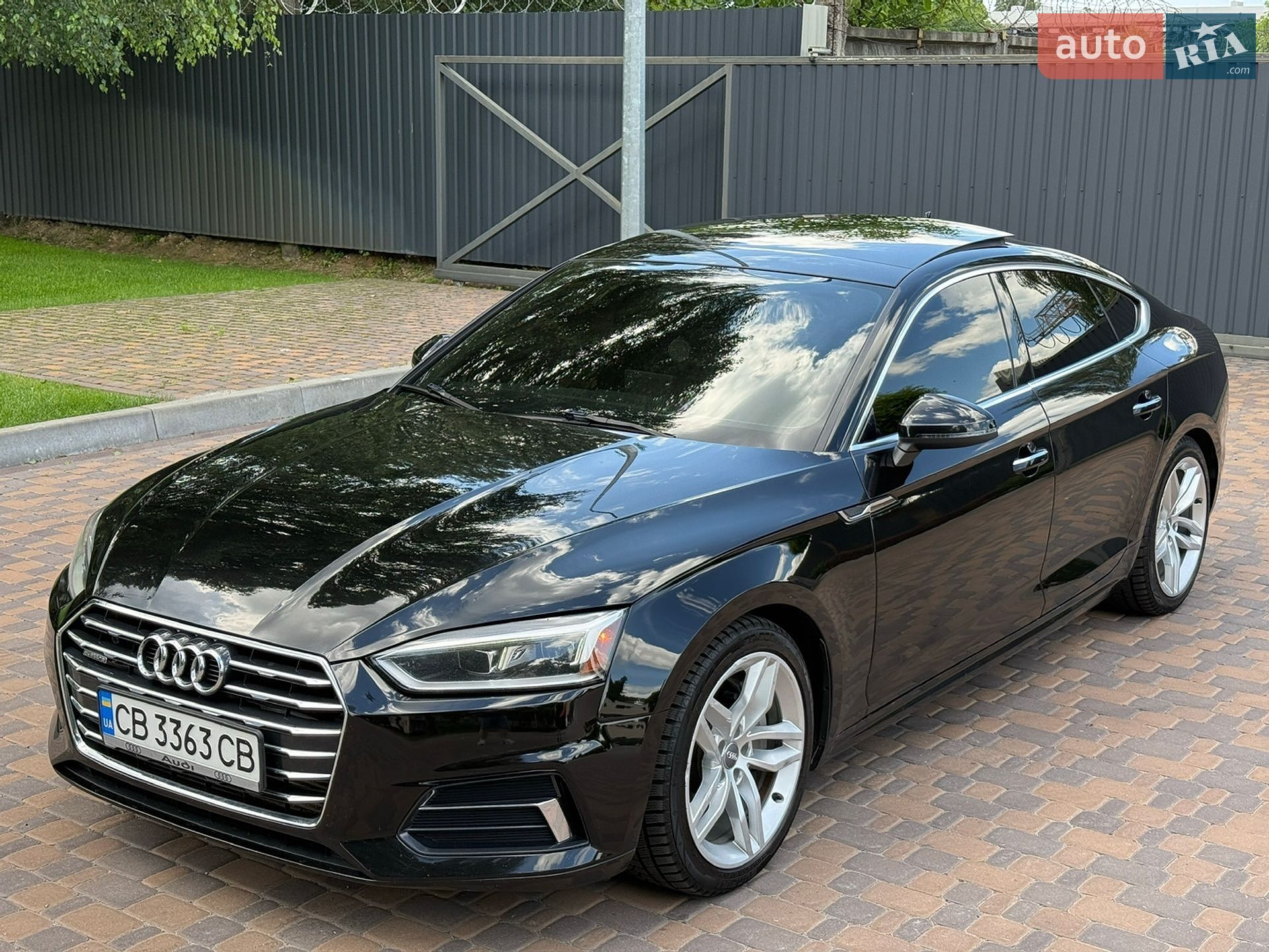 Audi A5 2019 VIN WAUANCF53KA063243 фото оголошення 9 з 46