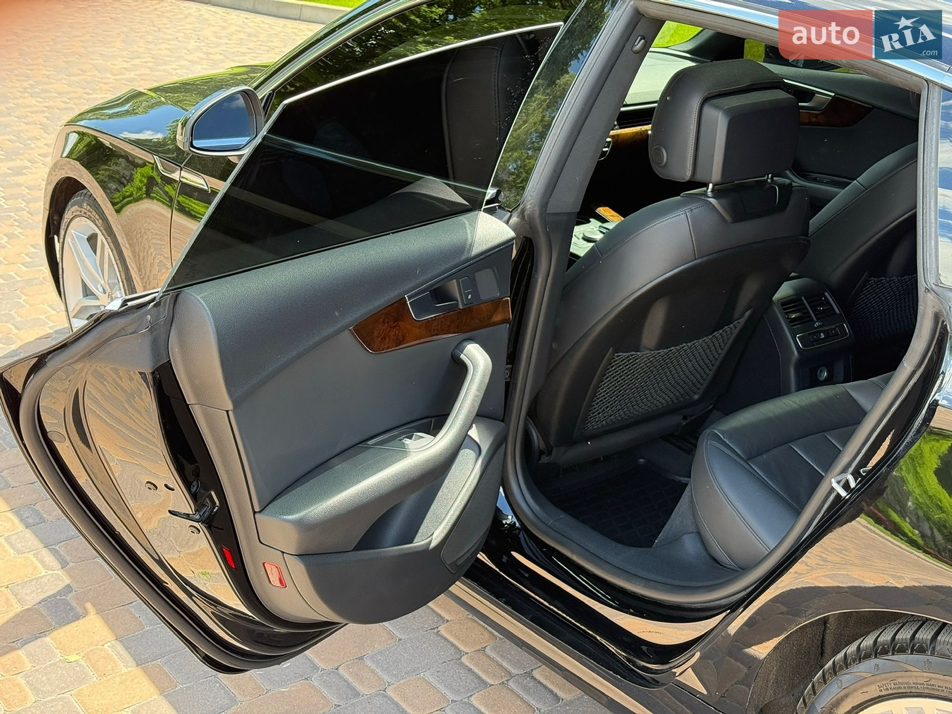 Audi A5 2019 VIN WAUANCF53KA063243 фото оголошення 17 з 46