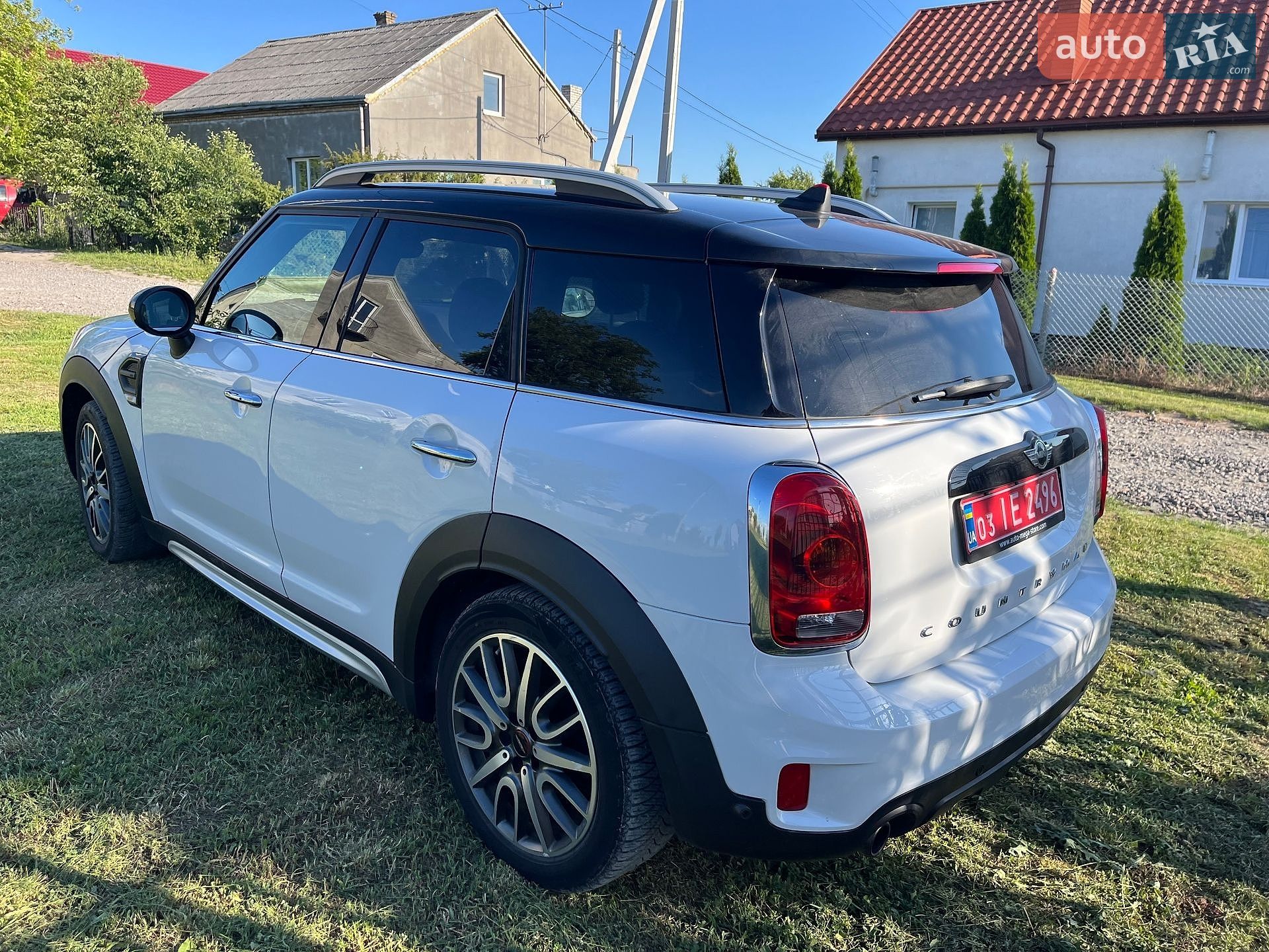 MINI Countryman 2017 VIN WMWYT910X03D77107 фото оголошення 29 з 84