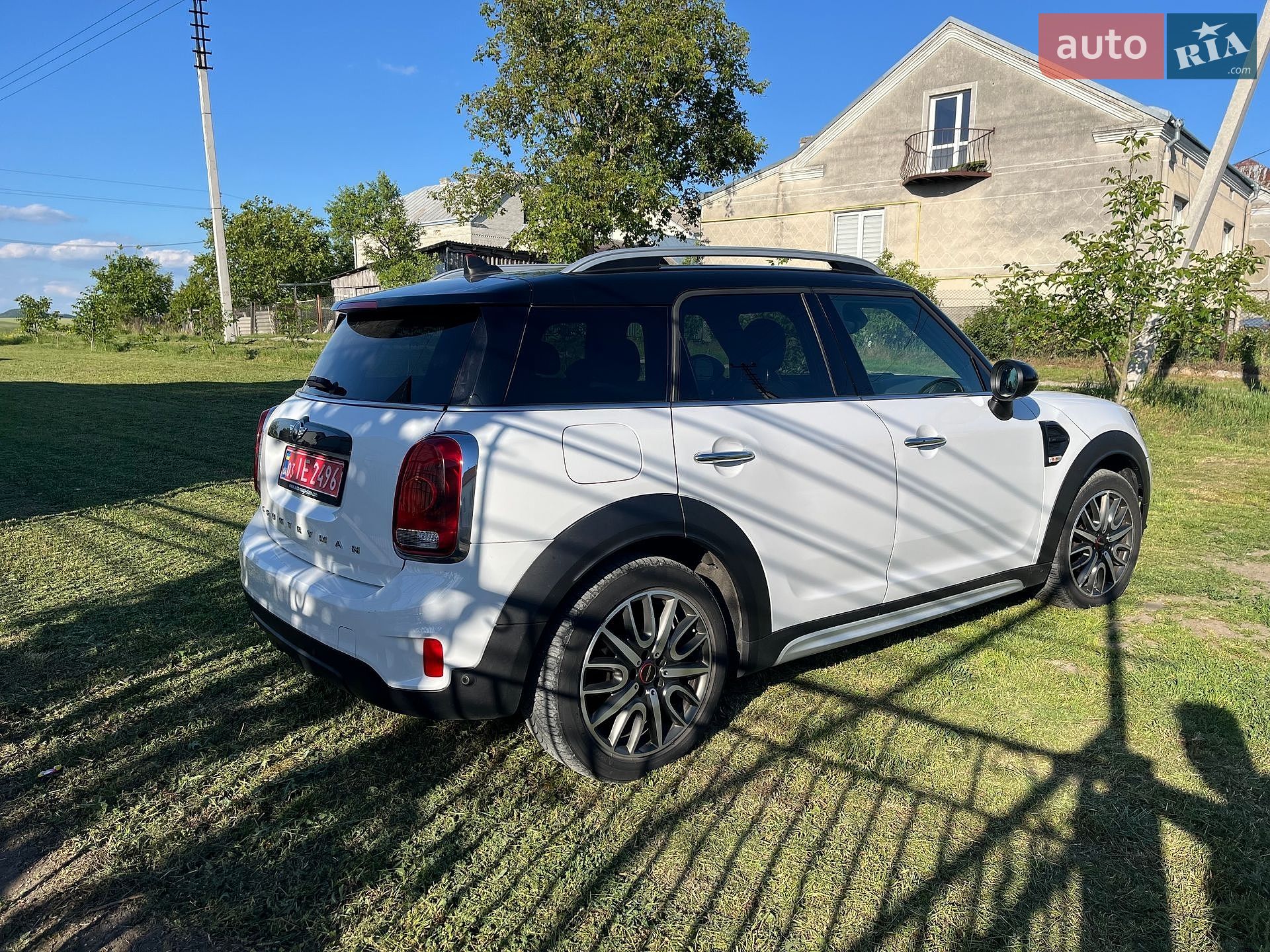 MINI Countryman 2017 VIN WMWYT910X03D77107 фото оголошення 35 з 84