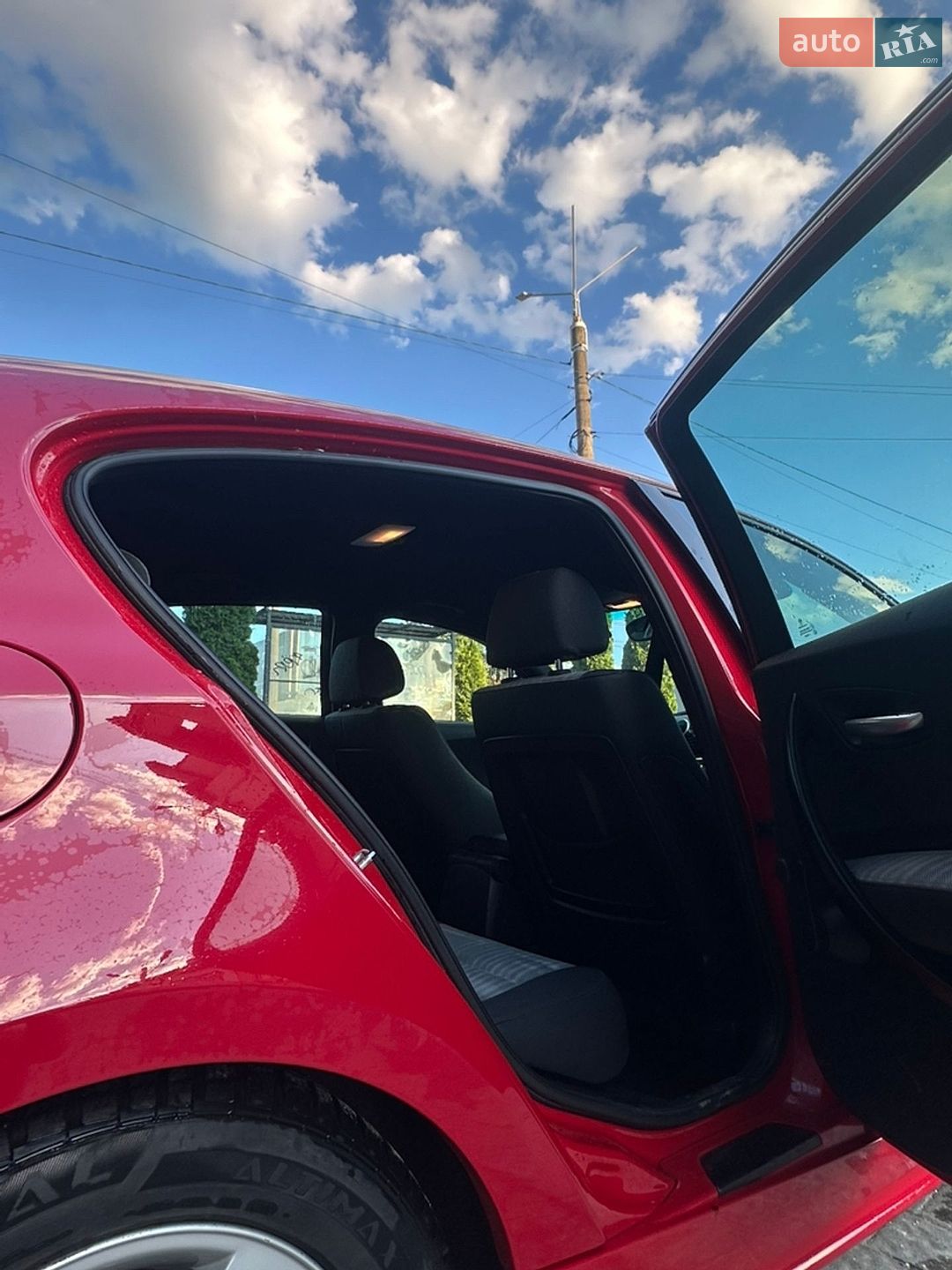 BMW 1 Series 2005 VIN WBAUF31020PY21072 фото оголошення 8 з 17