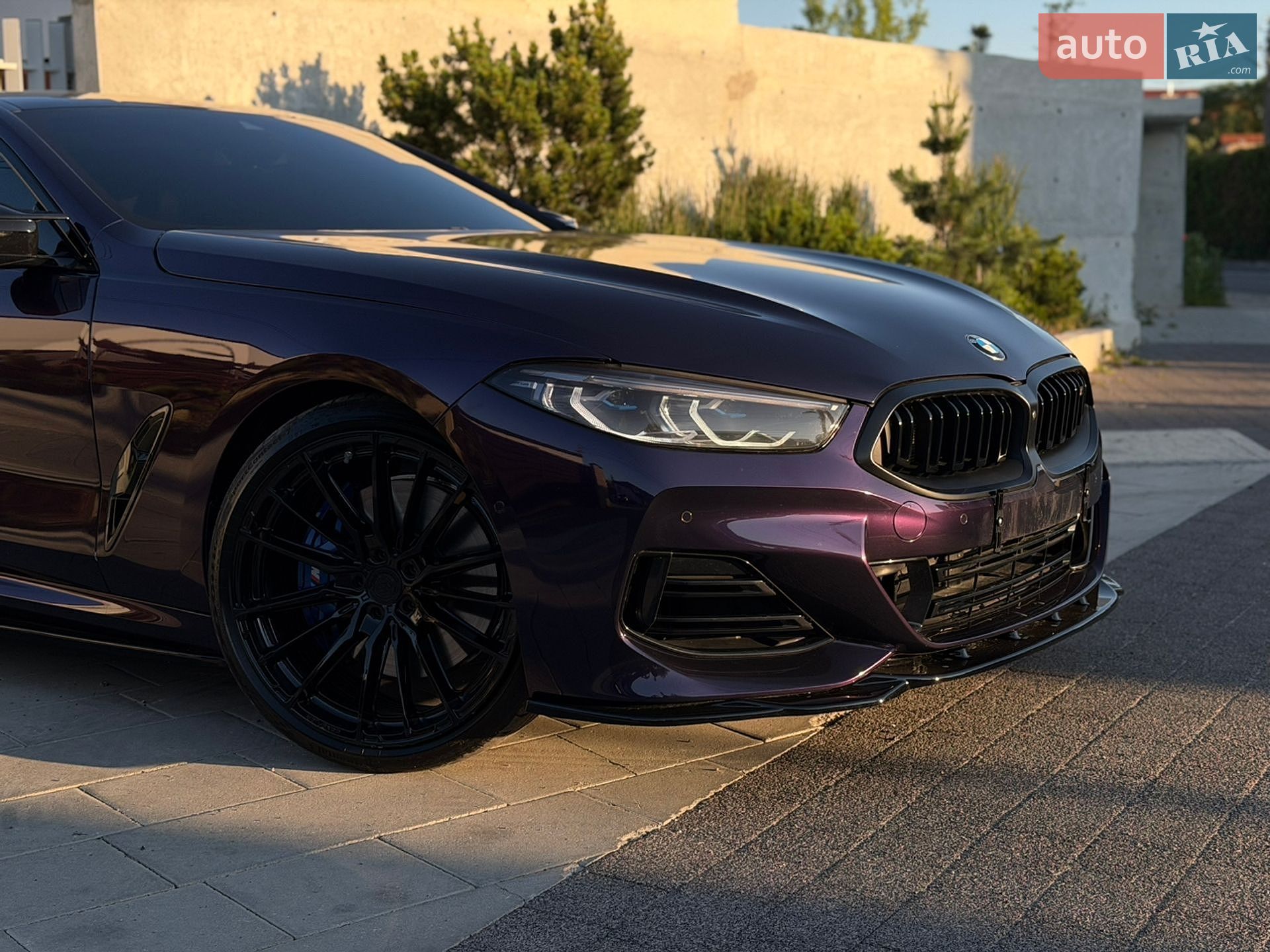 BMW 8 Series 2022 VIN WBAAE2C05PCL65700 фото оголошення 3 з 49