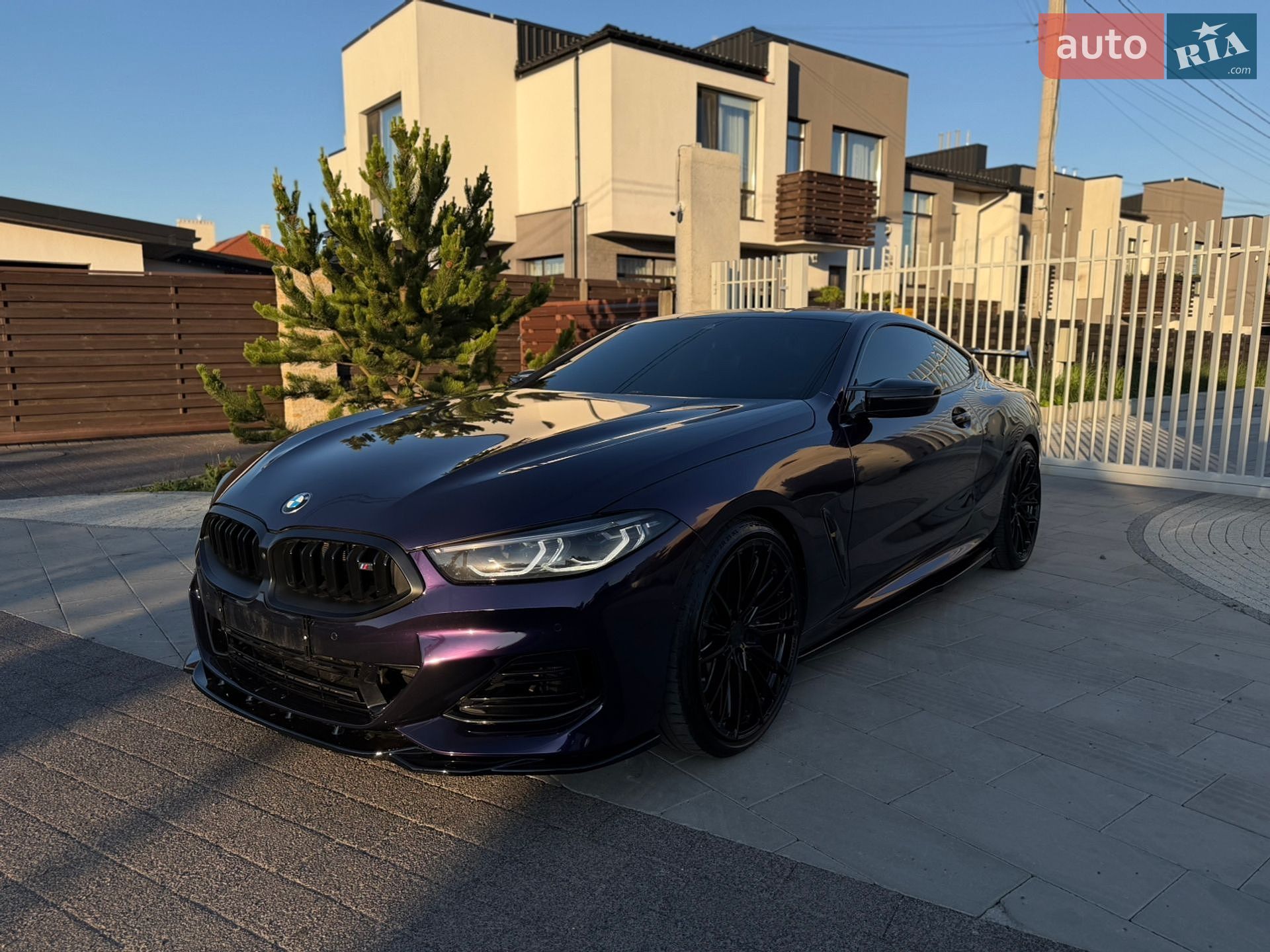 BMW 8 Series 2022 VIN WBAAE2C05PCL65700 фото оголошення 7 з 49